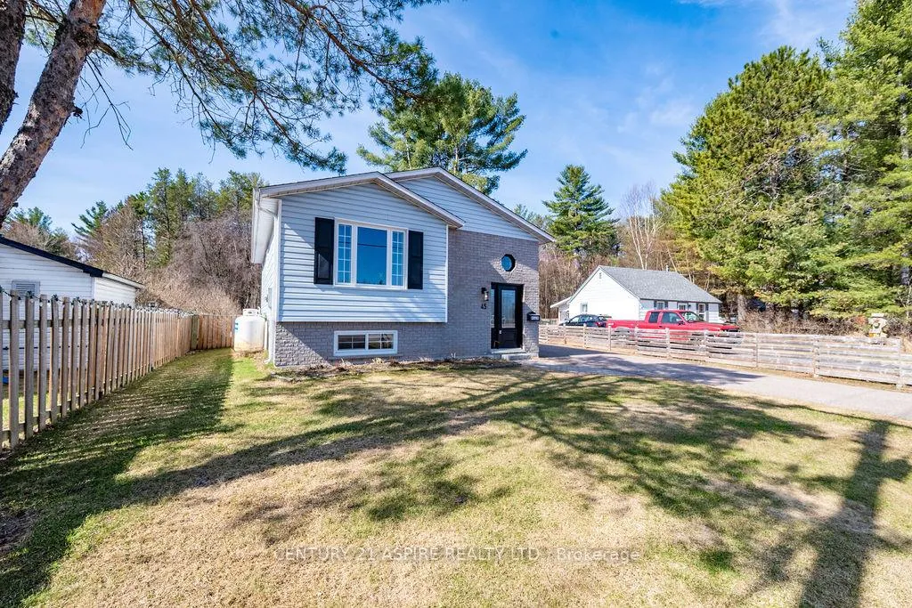 Photo 2 of 45 Brumm Road, Petawawa — HOMEH