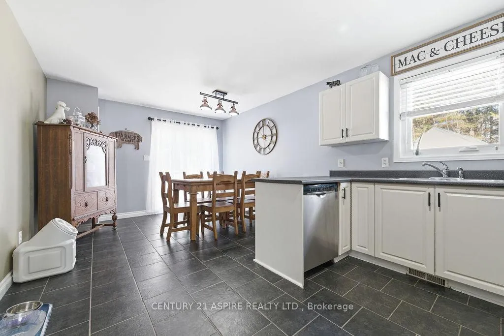 Photo 14 of 45 Brumm Road, Petawawa — HOMEH