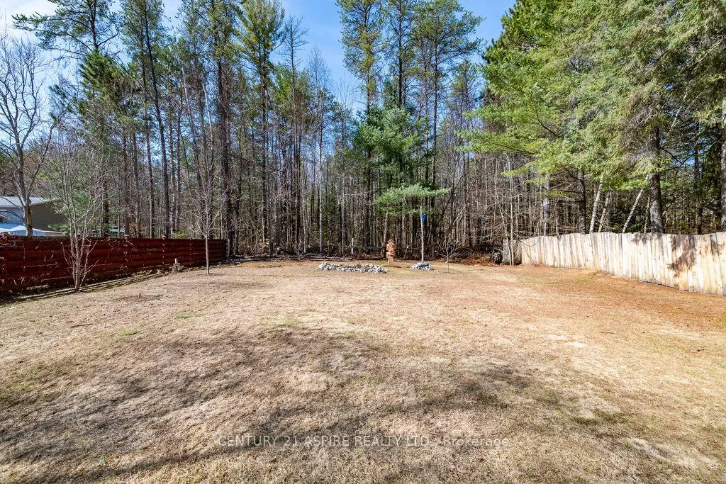 Photo 43 of 45 Brumm Road, Petawawa — HOMEH