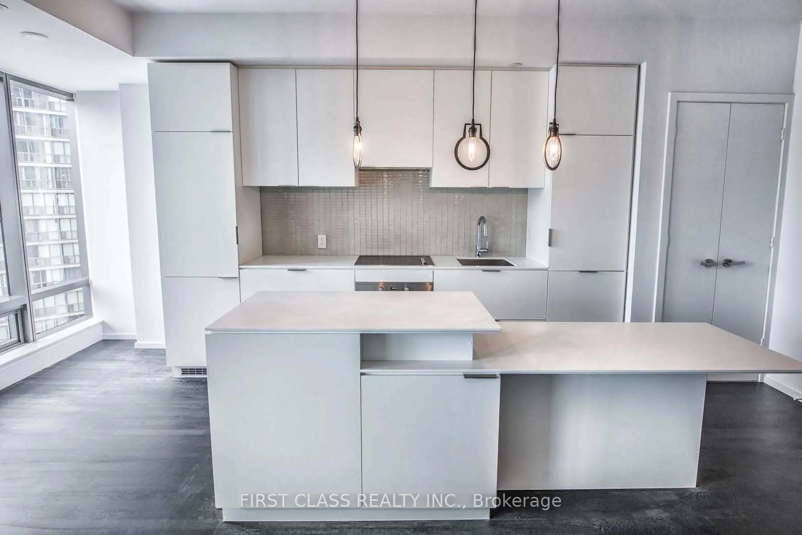 Photo 6 of Unit 704, 5 St Joseph Street, Toronto, Bay Street Corridor — HOMEH