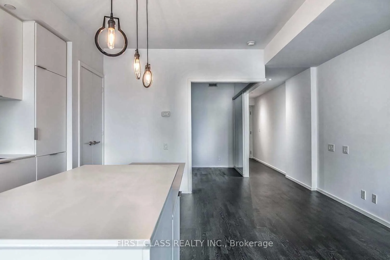 Photo 9 of Unit 704, 5 St Joseph Street, Toronto, Bay Street Corridor — HOMEH
