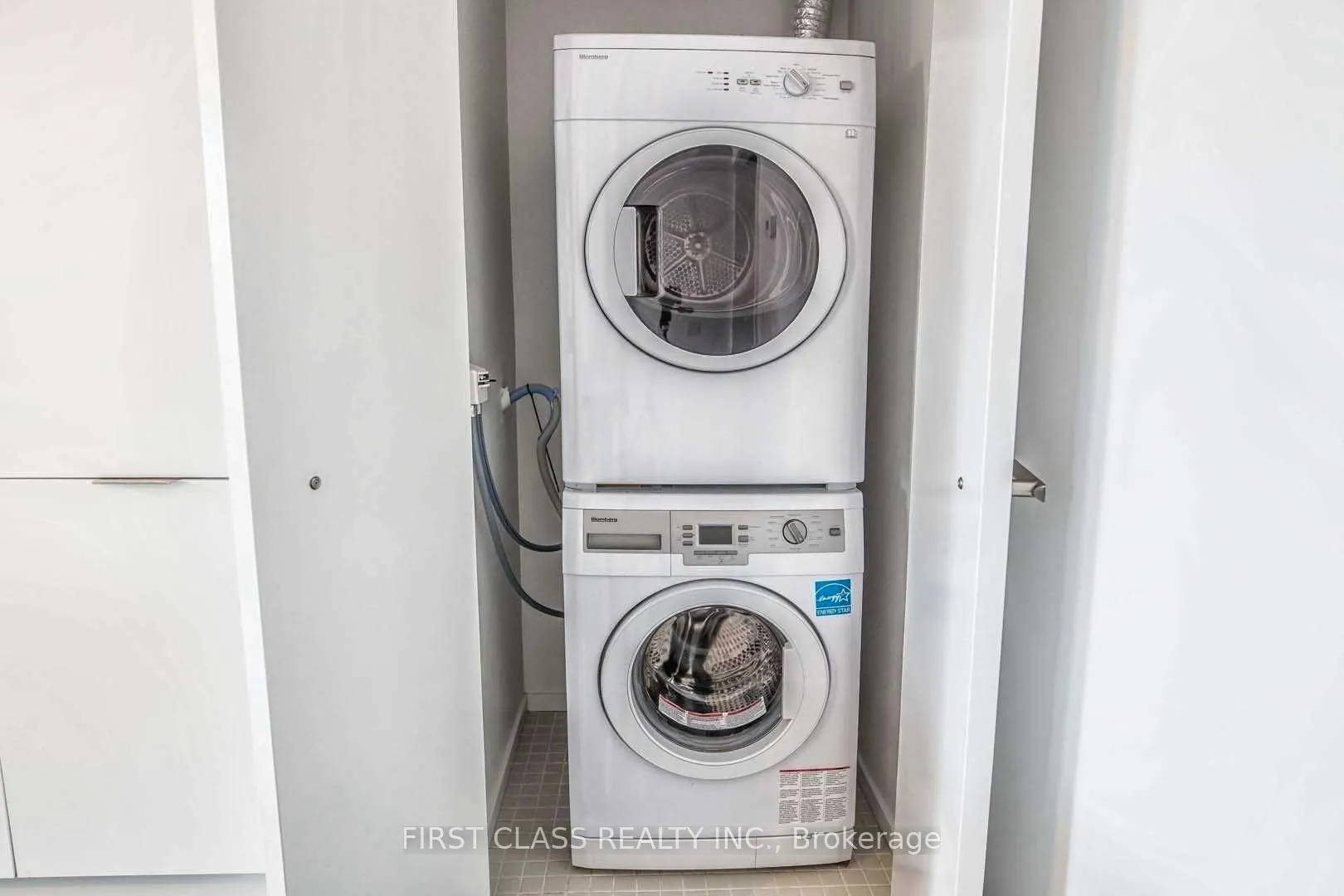 Photo 13 of Unit 704, 5 St Joseph Street, Toronto, Bay Street Corridor — HOMEH