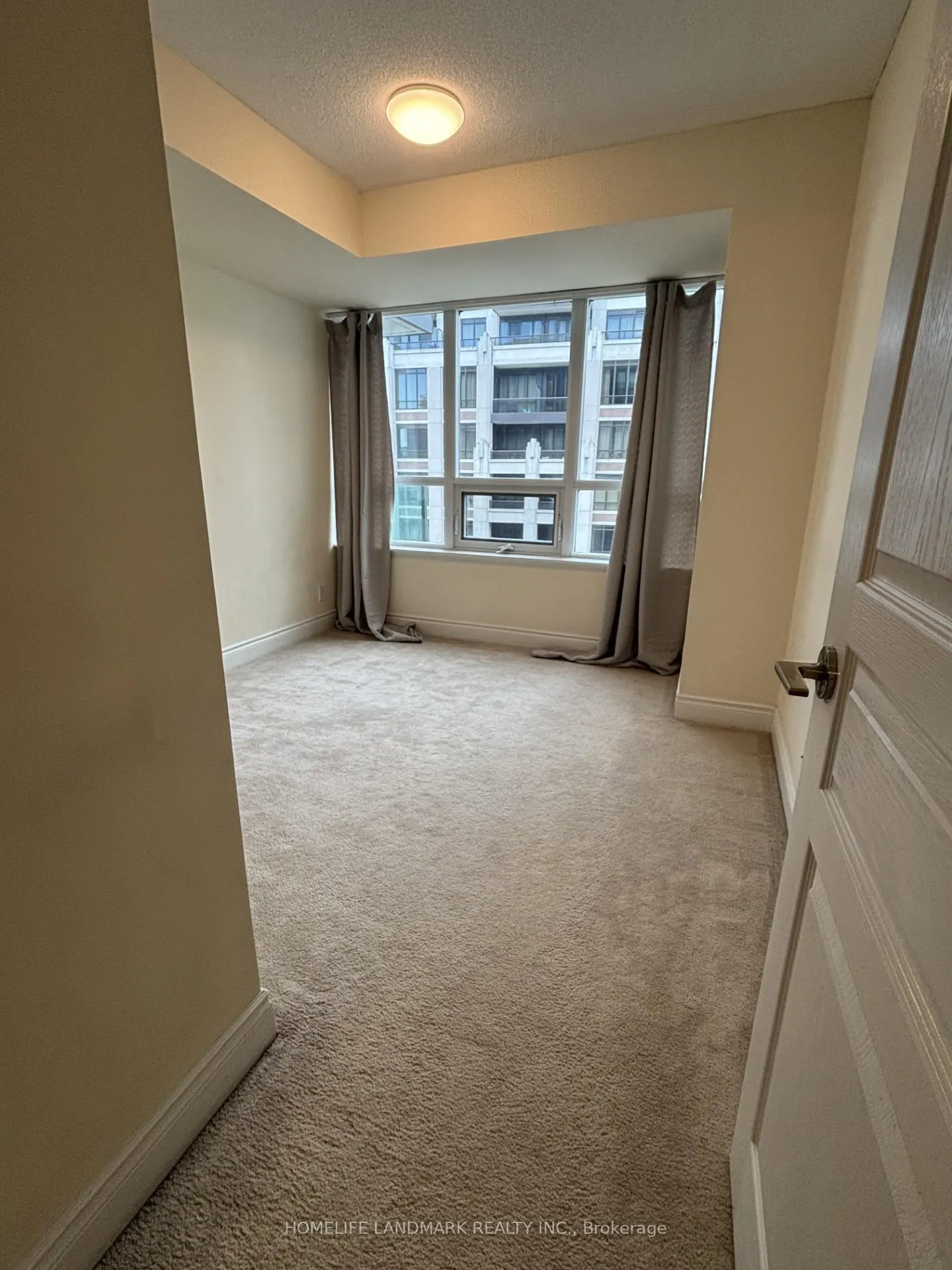 Photo 5 of Unit 808, 30 Clegg Road, Markham, Unionville — HOMEH