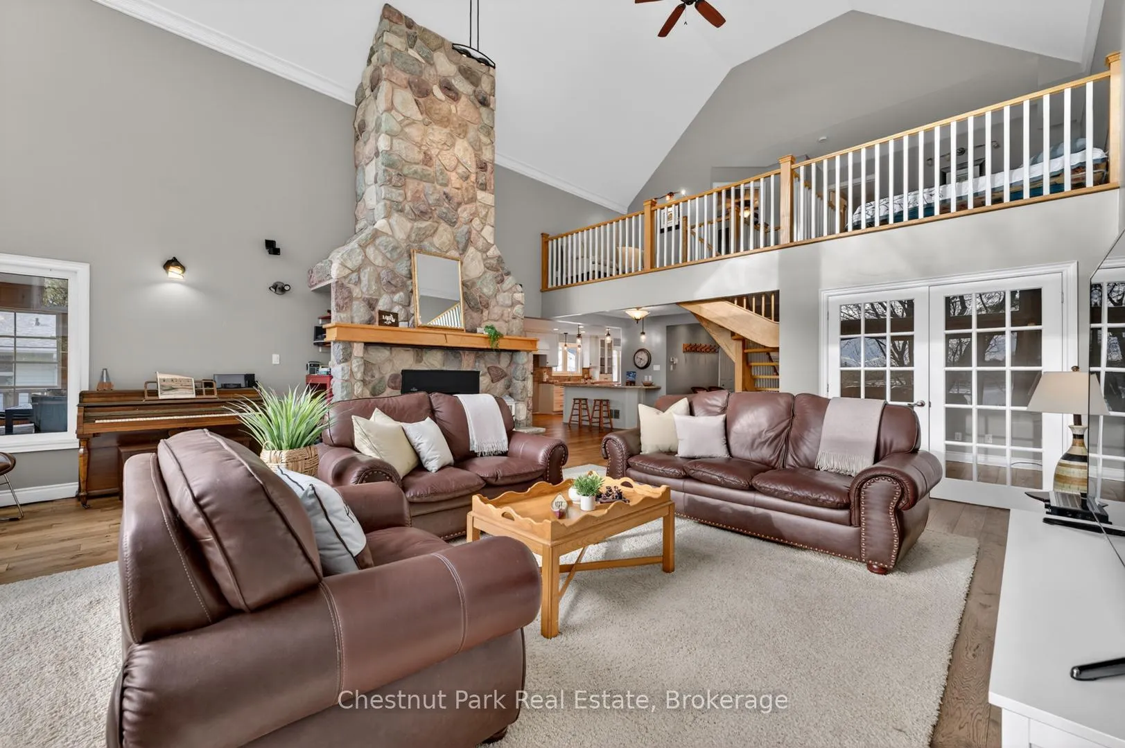 Photo 5 of 3547 Lauderdale Point Crescent, Severn, Washago — HOMEH