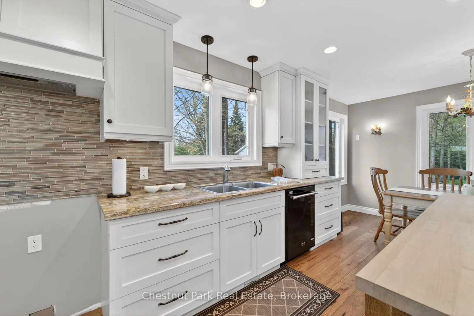 Photo 15 of 3547 Lauderdale Point Crescent, Severn, Washago — HOMEH