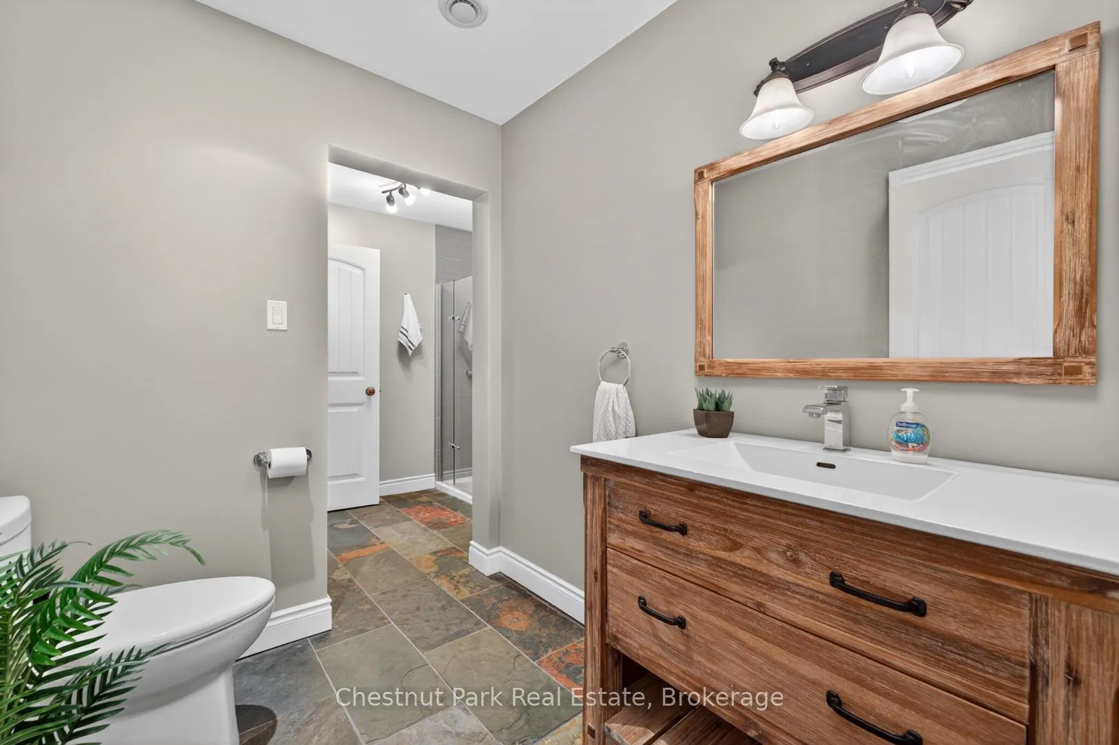 Photo 34 of 3547 Lauderdale Point Crescent, Severn, Washago — HOMEH