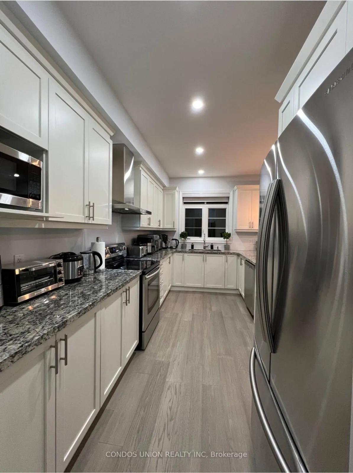 Photo 6 of 3092 Preserve Drive W, Oakville, Glenorchy — HOMEH