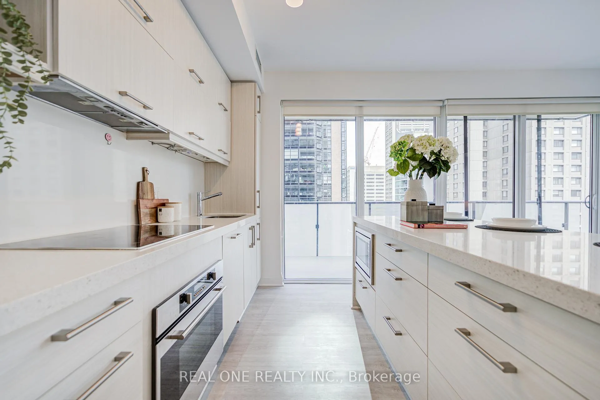 Photo 13 of Unit 1510, 1080 Bay Street, Toronto, Bay Street Corridor — HOMEH