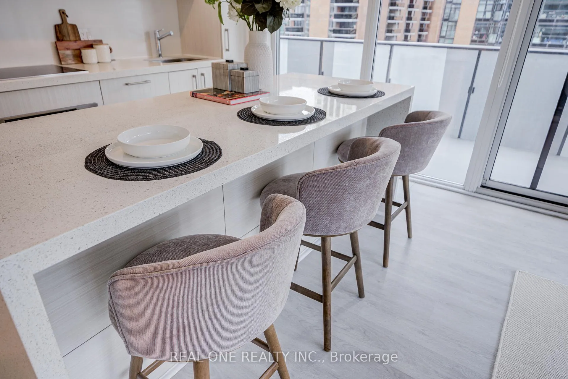 Photo 16 of Unit 1510, 1080 Bay Street, Toronto, Bay Street Corridor — HOMEH