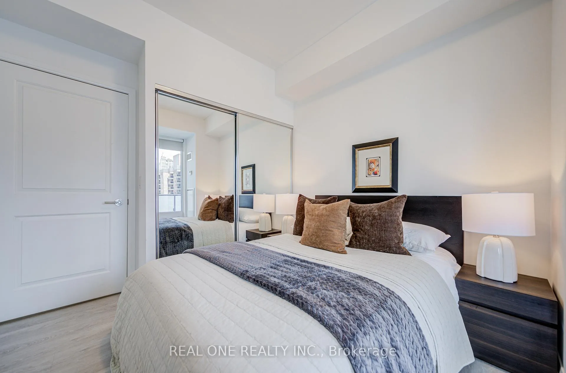Photo 26 of Unit 1510, 1080 Bay Street, Toronto, Bay Street Corridor — HOMEH