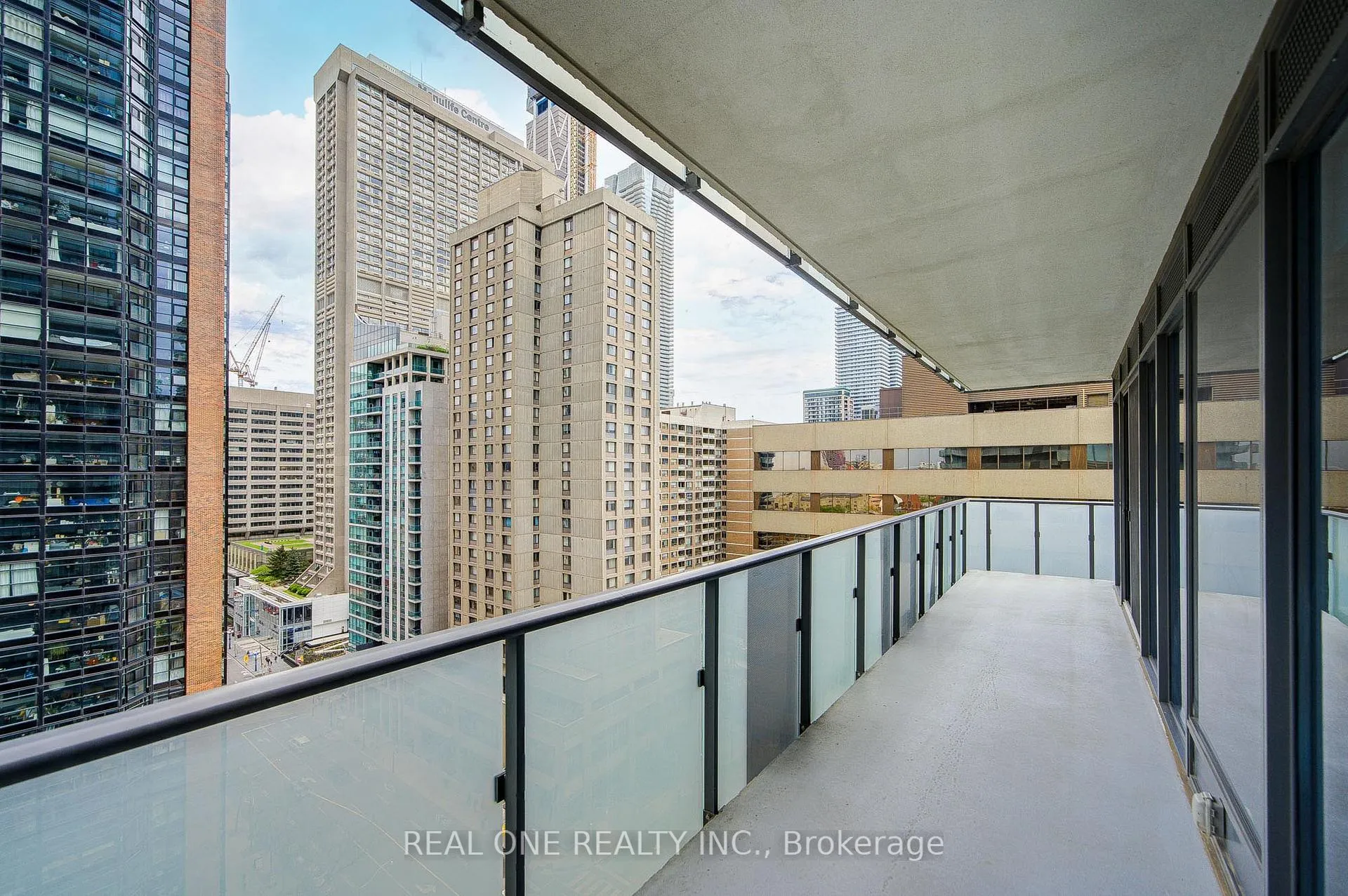 Photo 34 of Unit 1510, 1080 Bay Street, Toronto, Bay Street Corridor — HOMEH