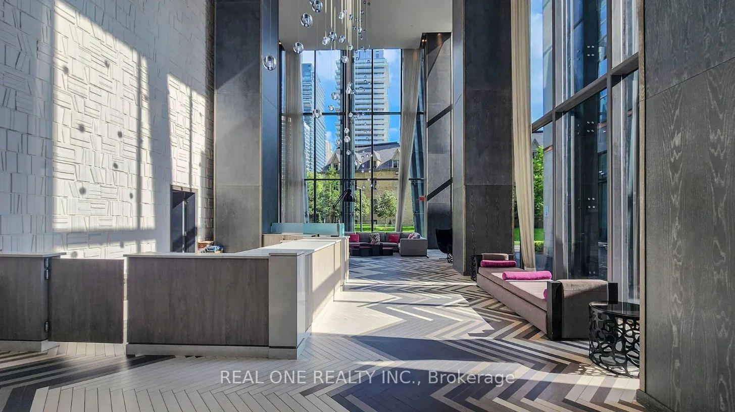 Photo 37 of Unit 1510, 1080 Bay Street, Toronto, Bay Street Corridor — HOMEH