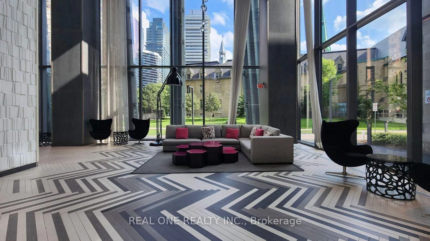 Photo 39 of Unit 1510, 1080 Bay Street, Toronto, Bay Street Corridor — HOMEH