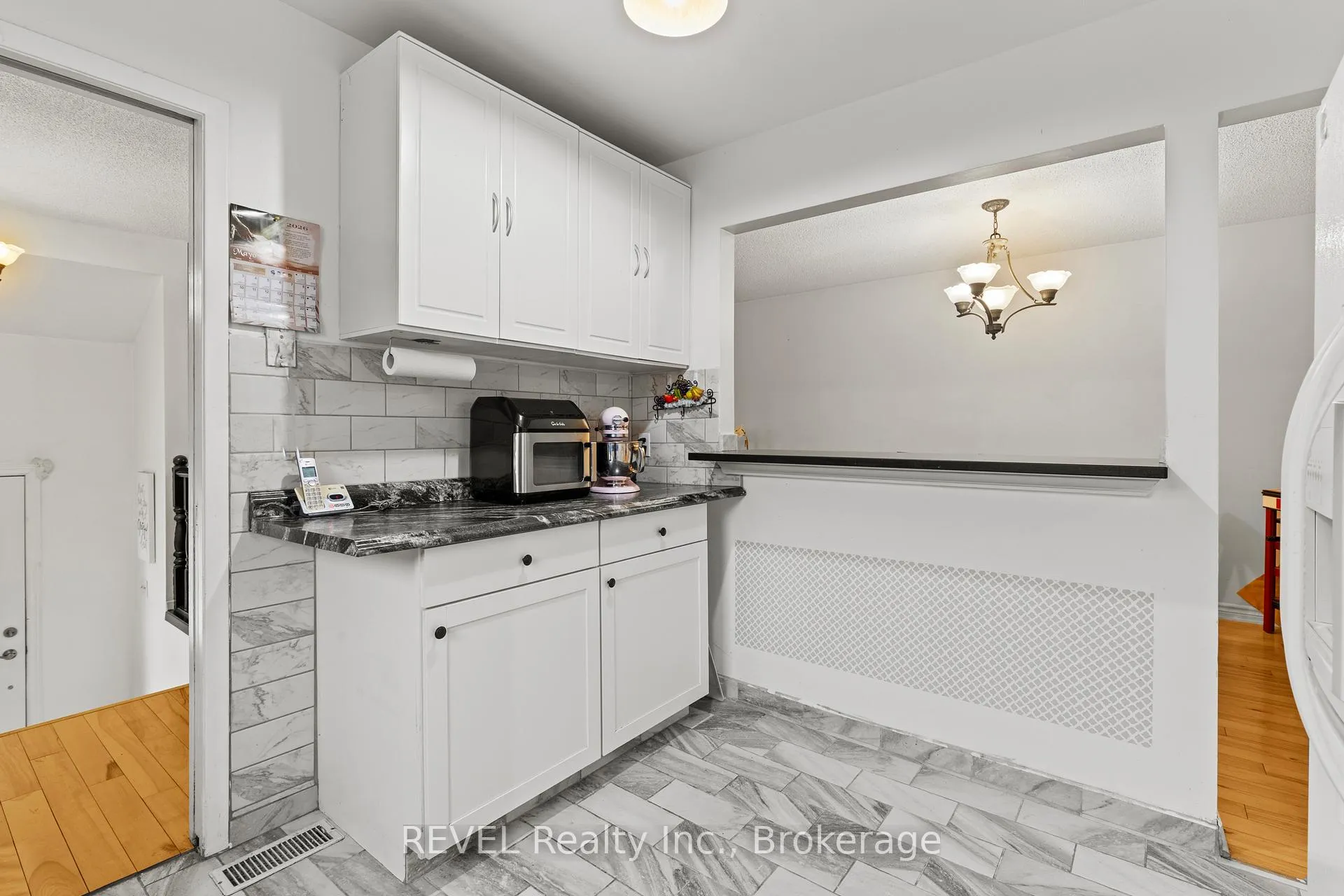 Photo 11 of 59 Terrace Avenue, Welland, Broadway — HOMEH