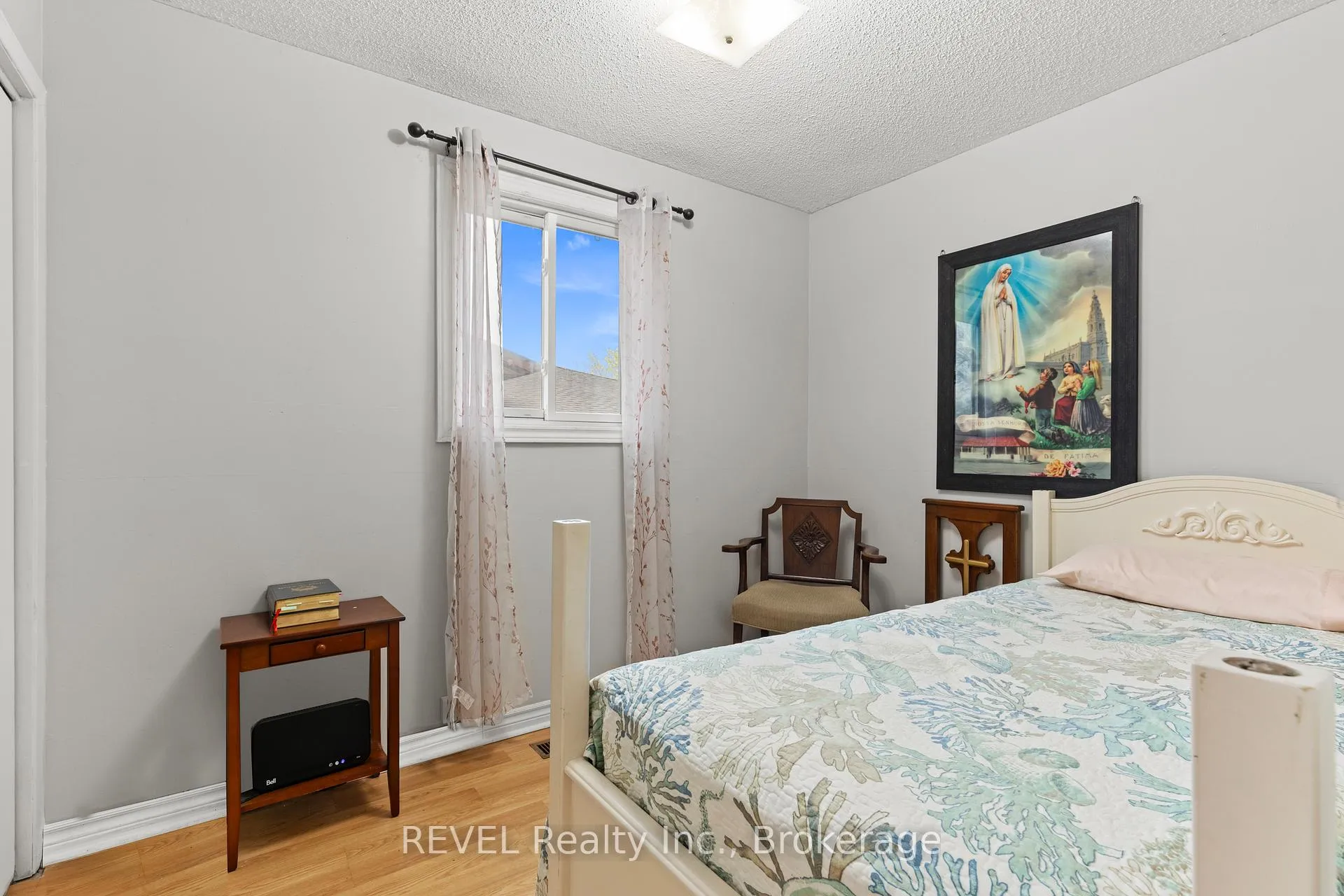 Photo 12 of 59 Terrace Avenue, Welland, Broadway — HOMEH