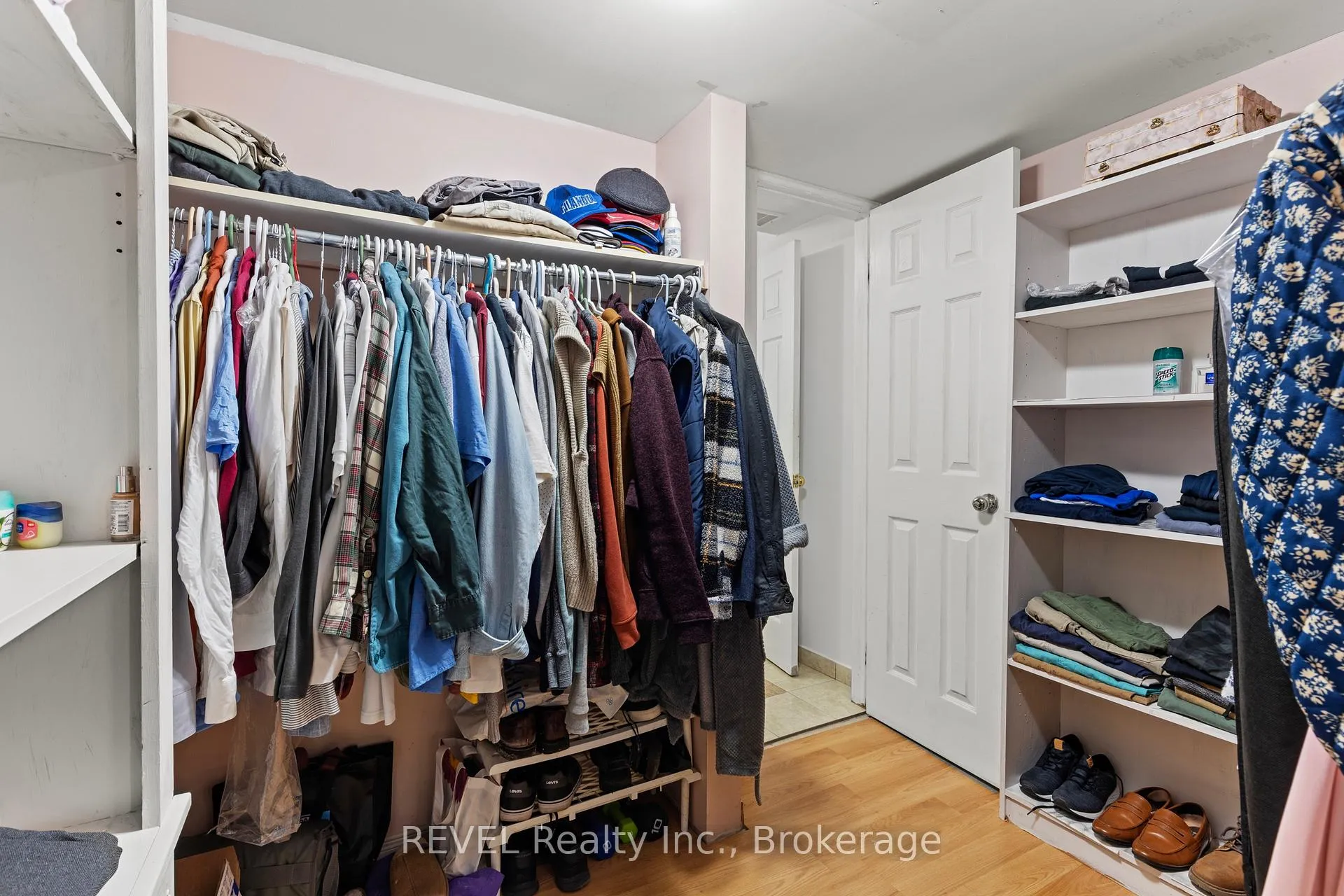 Photo 18 of 59 Terrace Avenue, Welland, Broadway — HOMEH