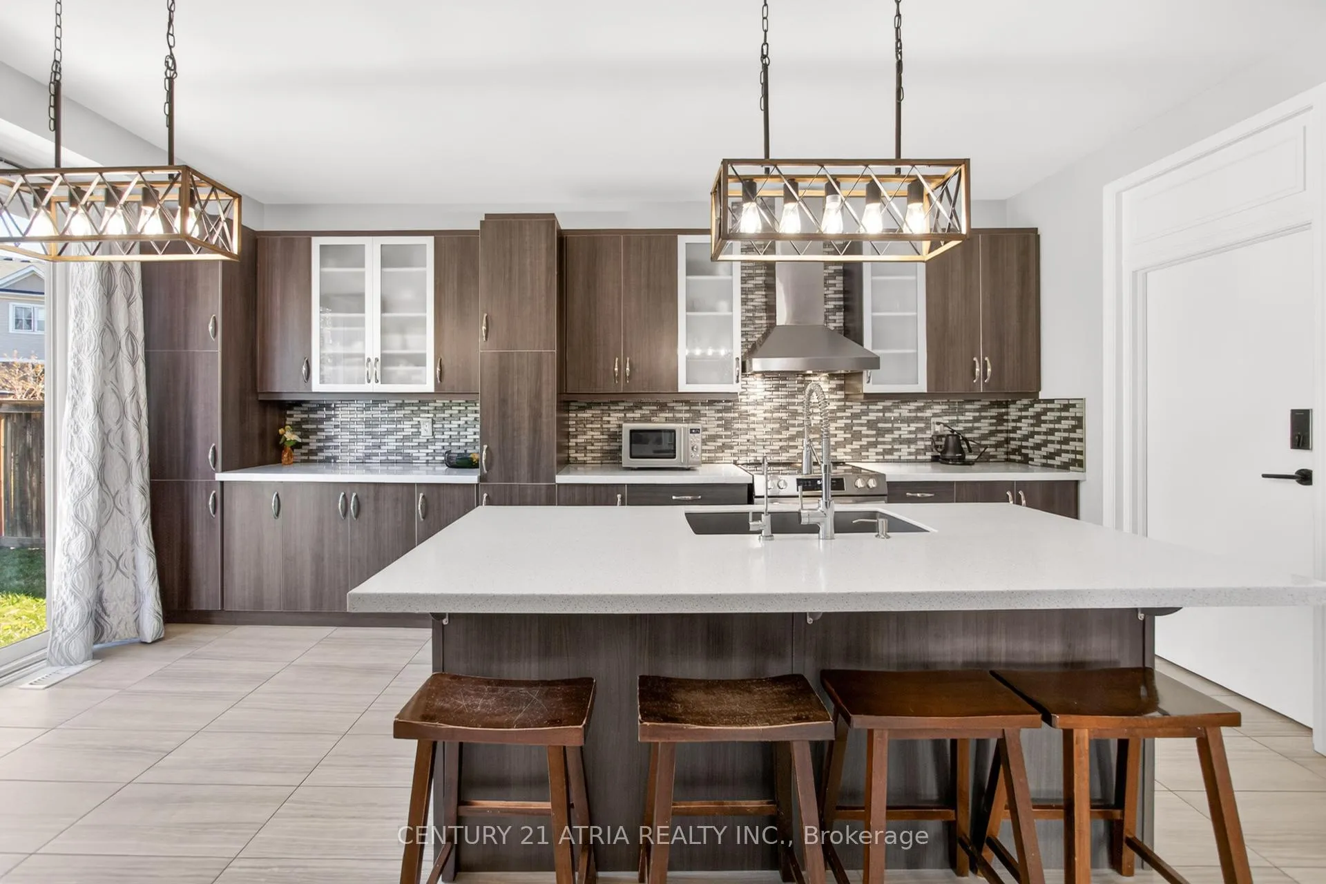 Photo 15 of 265 Fellowes Crescent, Hamilton, Waterdown — HOMEH