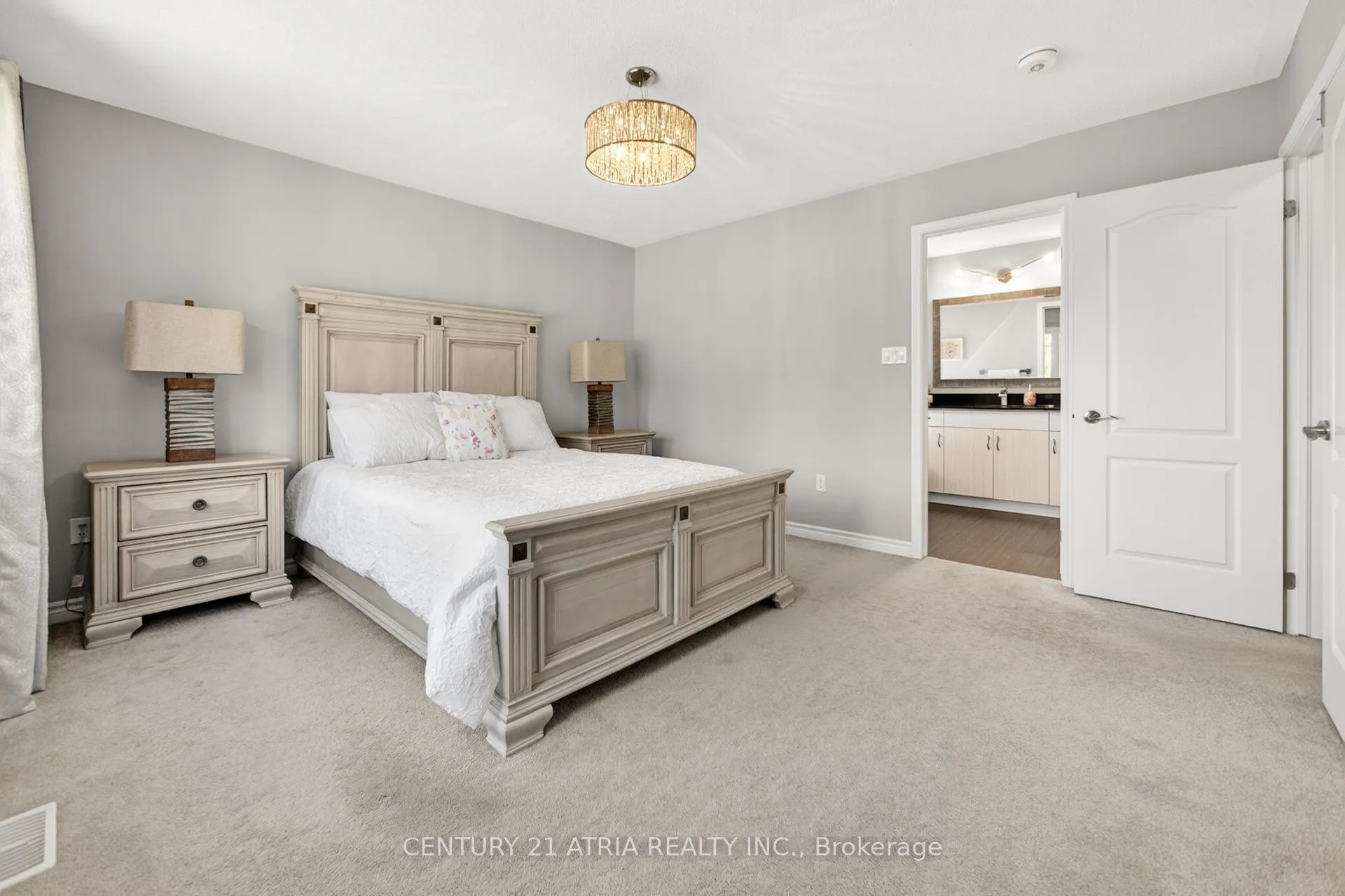 Photo 32 of 265 Fellowes Crescent, Hamilton, Waterdown — HOMEH