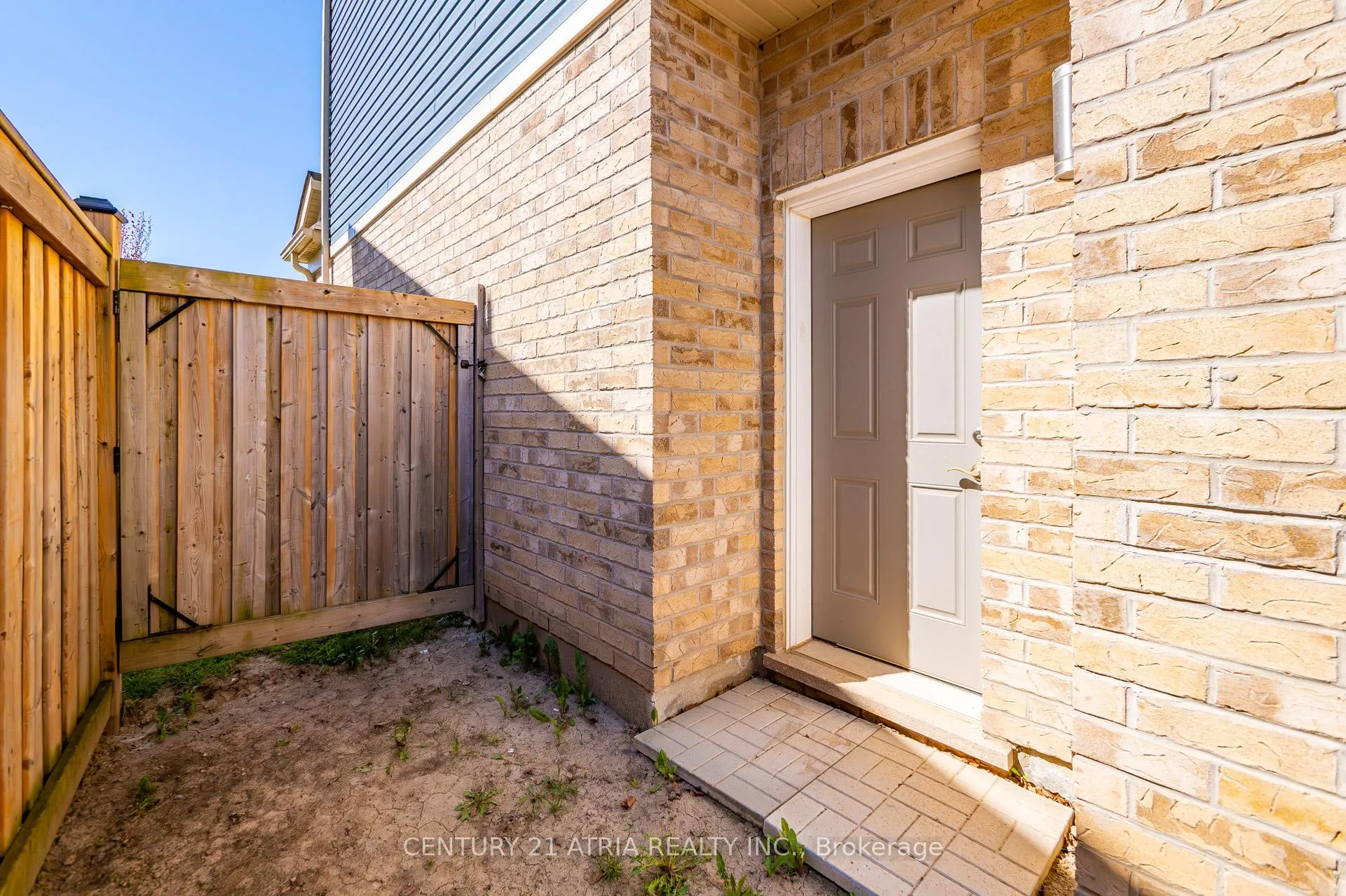 Photo 36 of 265 Fellowes Crescent, Hamilton, Waterdown — HOMEH