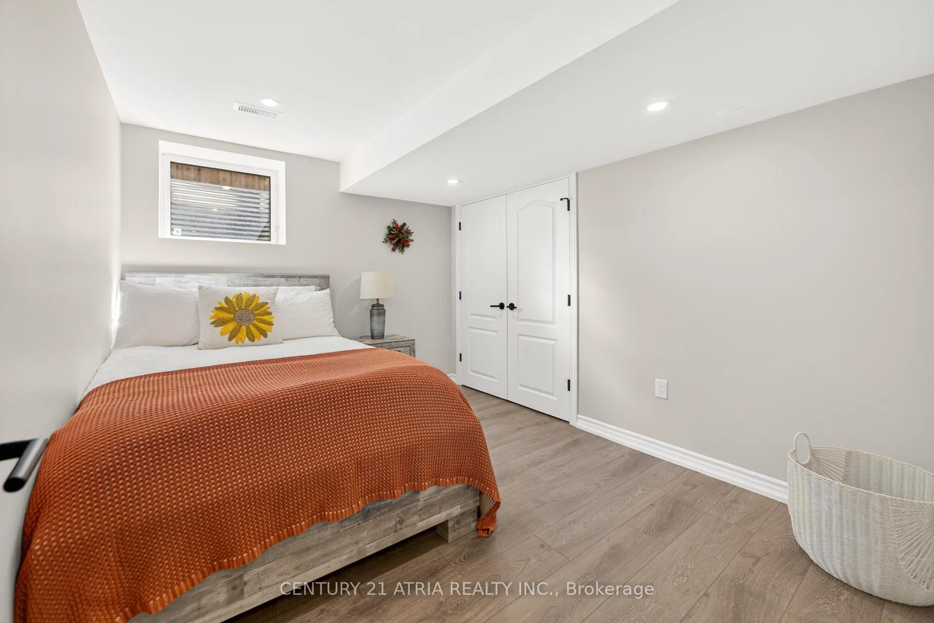Photo 43 of 265 Fellowes Crescent, Hamilton, Waterdown — HOMEH