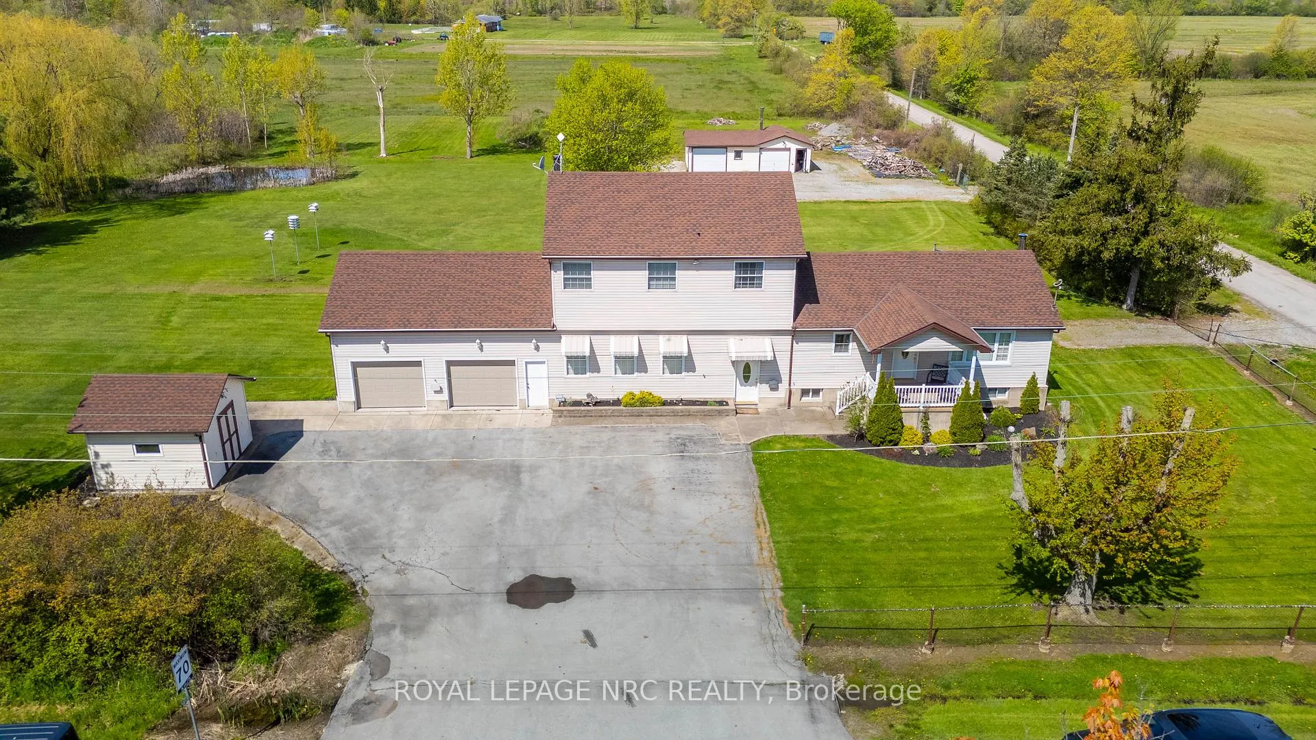 Photo 1 of 10195 Stanley Avenue, Niagara Falls, Lyons Creek — HOMEH