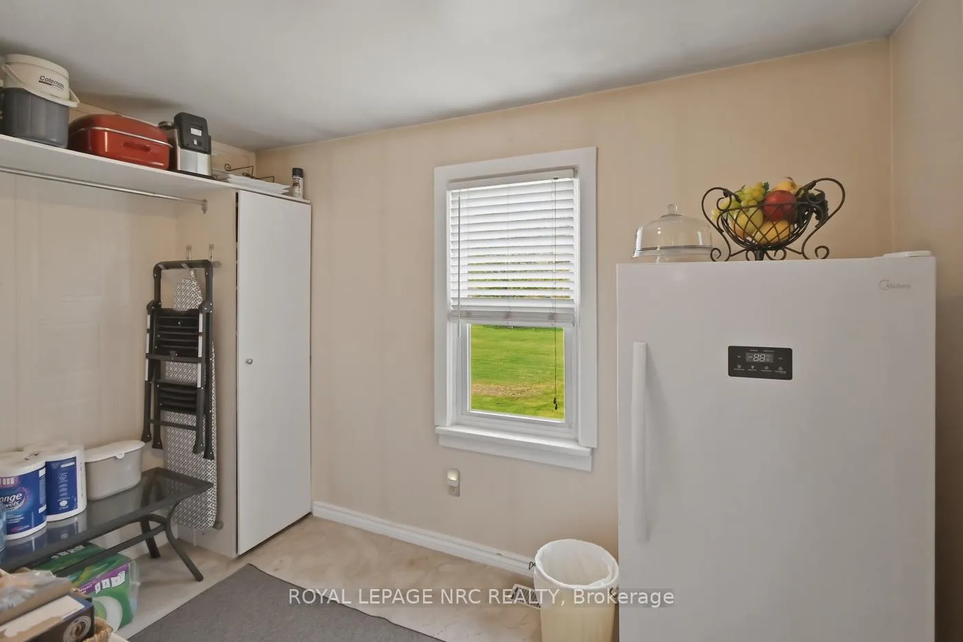 Photo 13 of 10195 Stanley Avenue, Niagara Falls, Lyons Creek — HOMEH