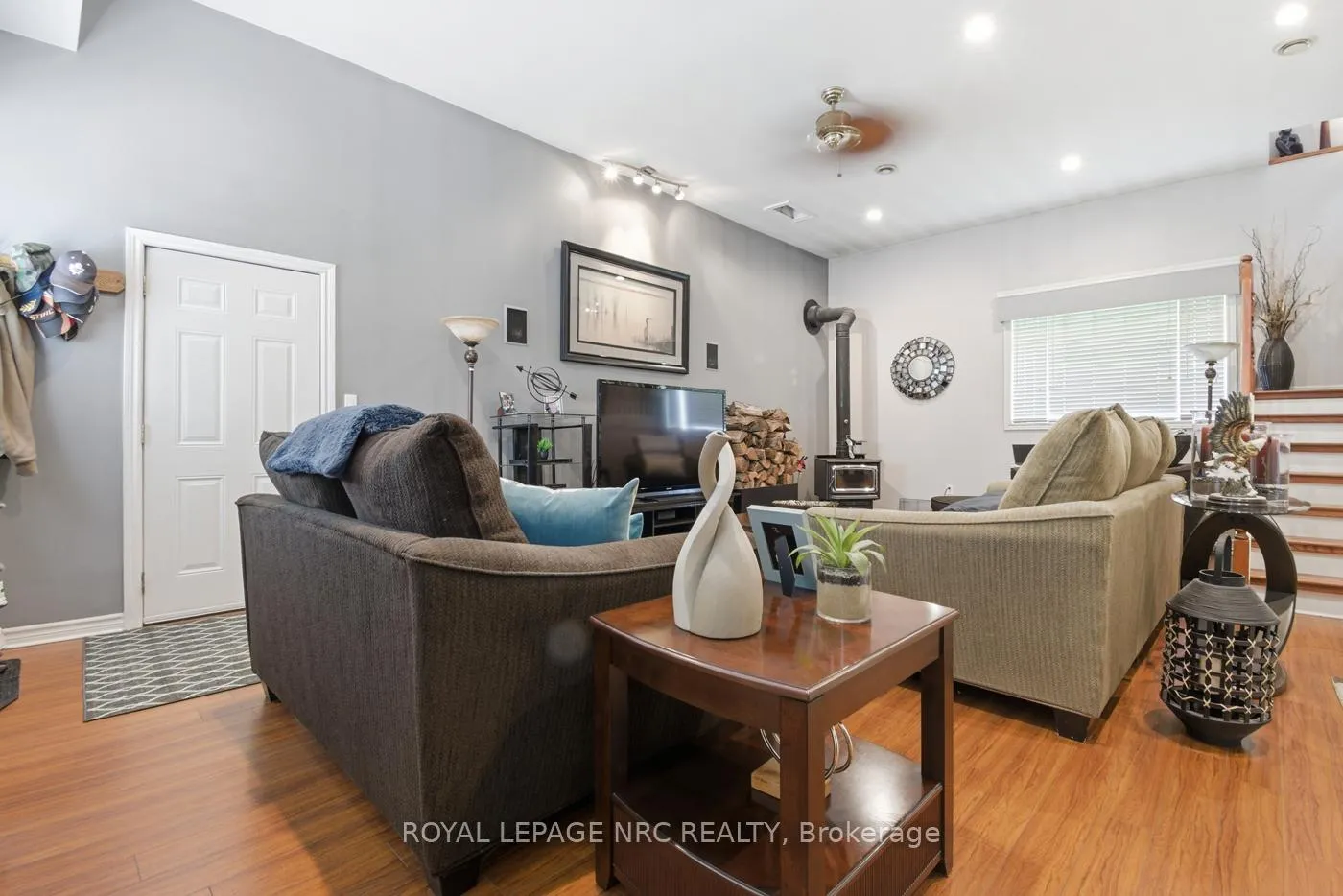 Photo 20 of 10195 Stanley Avenue, Niagara Falls, Lyons Creek — HOMEH