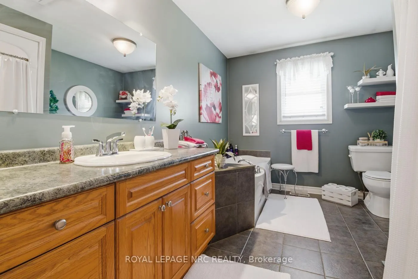 Photo 28 of 10195 Stanley Avenue, Niagara Falls, Lyons Creek — HOMEH