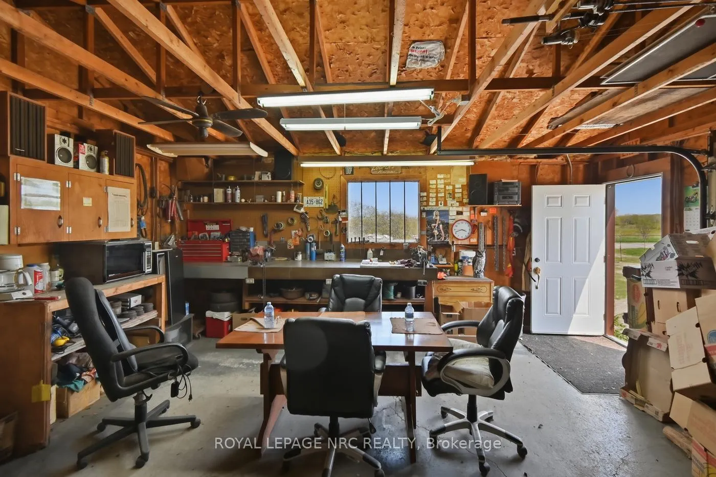 Photo 43 of 10195 Stanley Avenue, Niagara Falls, Lyons Creek — HOMEH