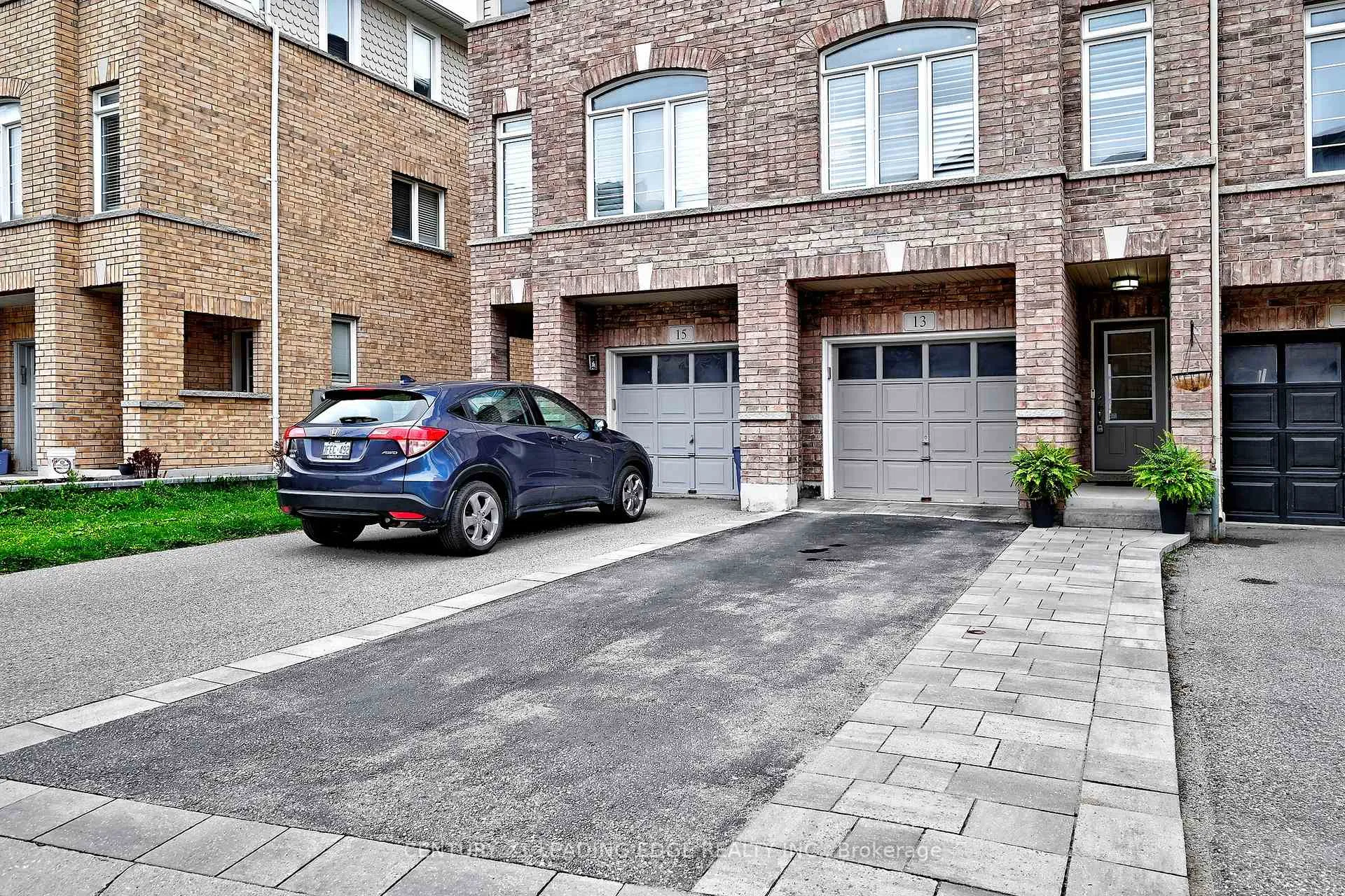 Photo 1 of 13 Beehive Lane, Markham, Wismer — HOMEH