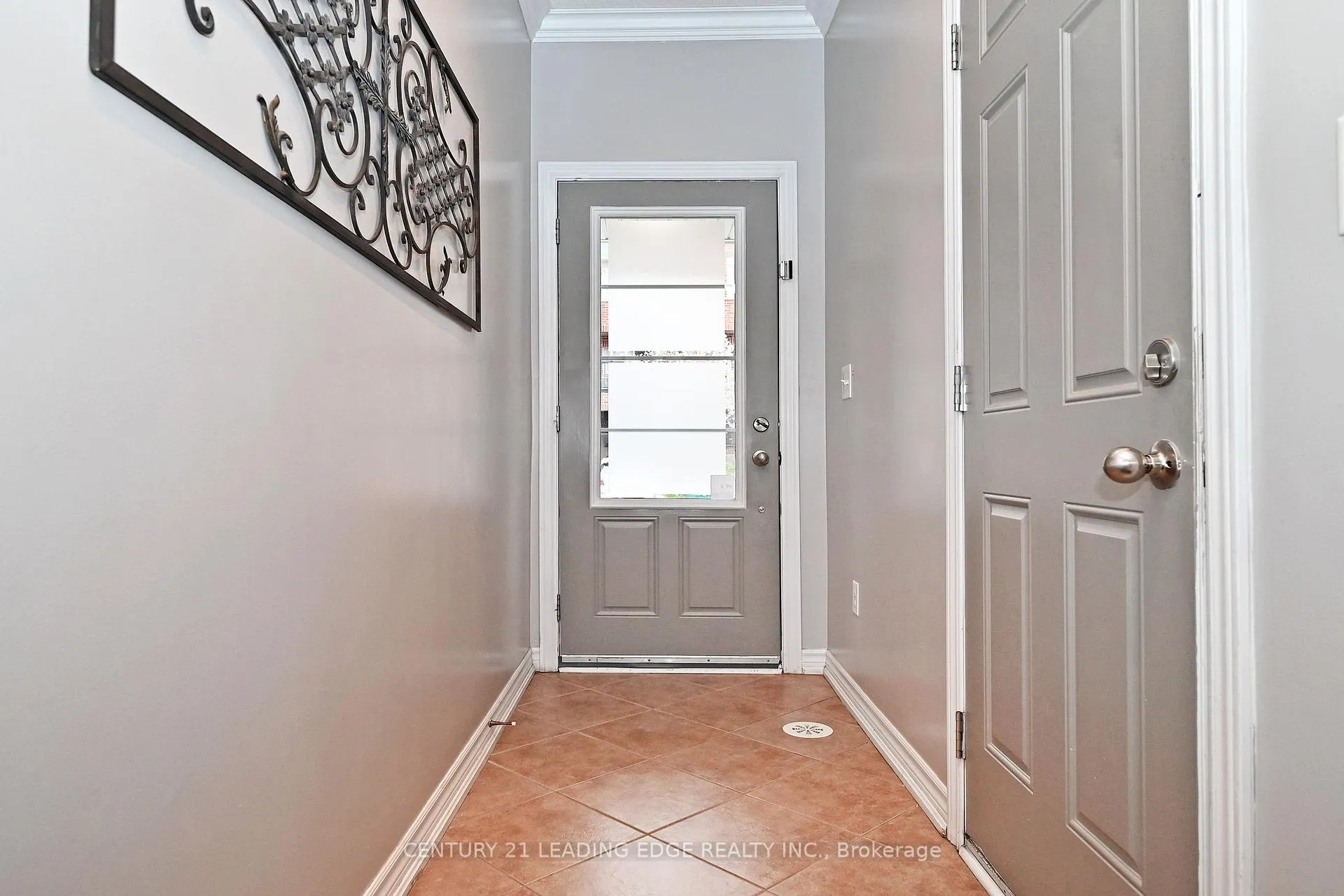 Photo 4 of 13 Beehive Lane, Markham, Wismer — HOMEH
