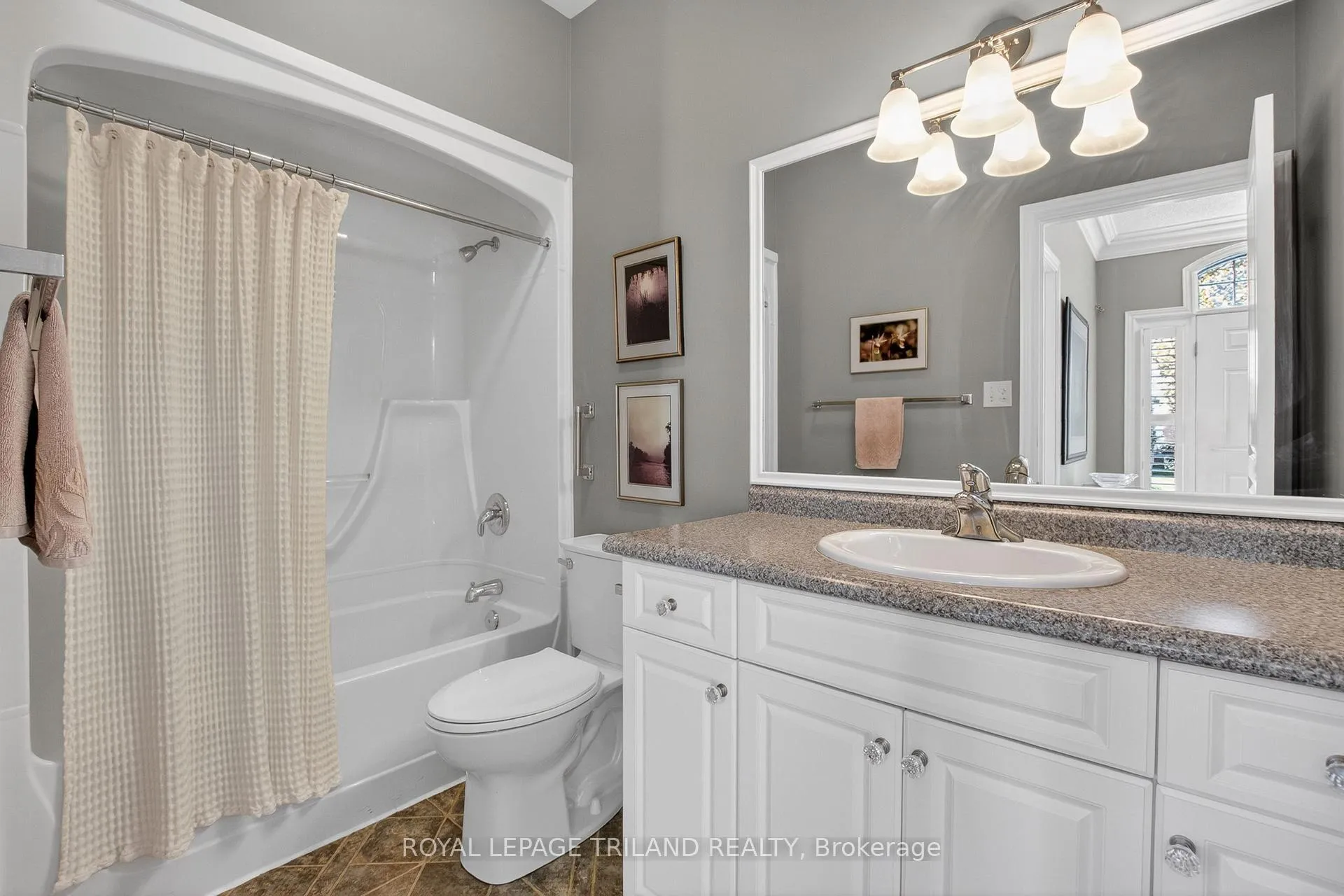 Photo 7 of Unit 14, 140 McGarrell Drive, London, North R — HOMEH