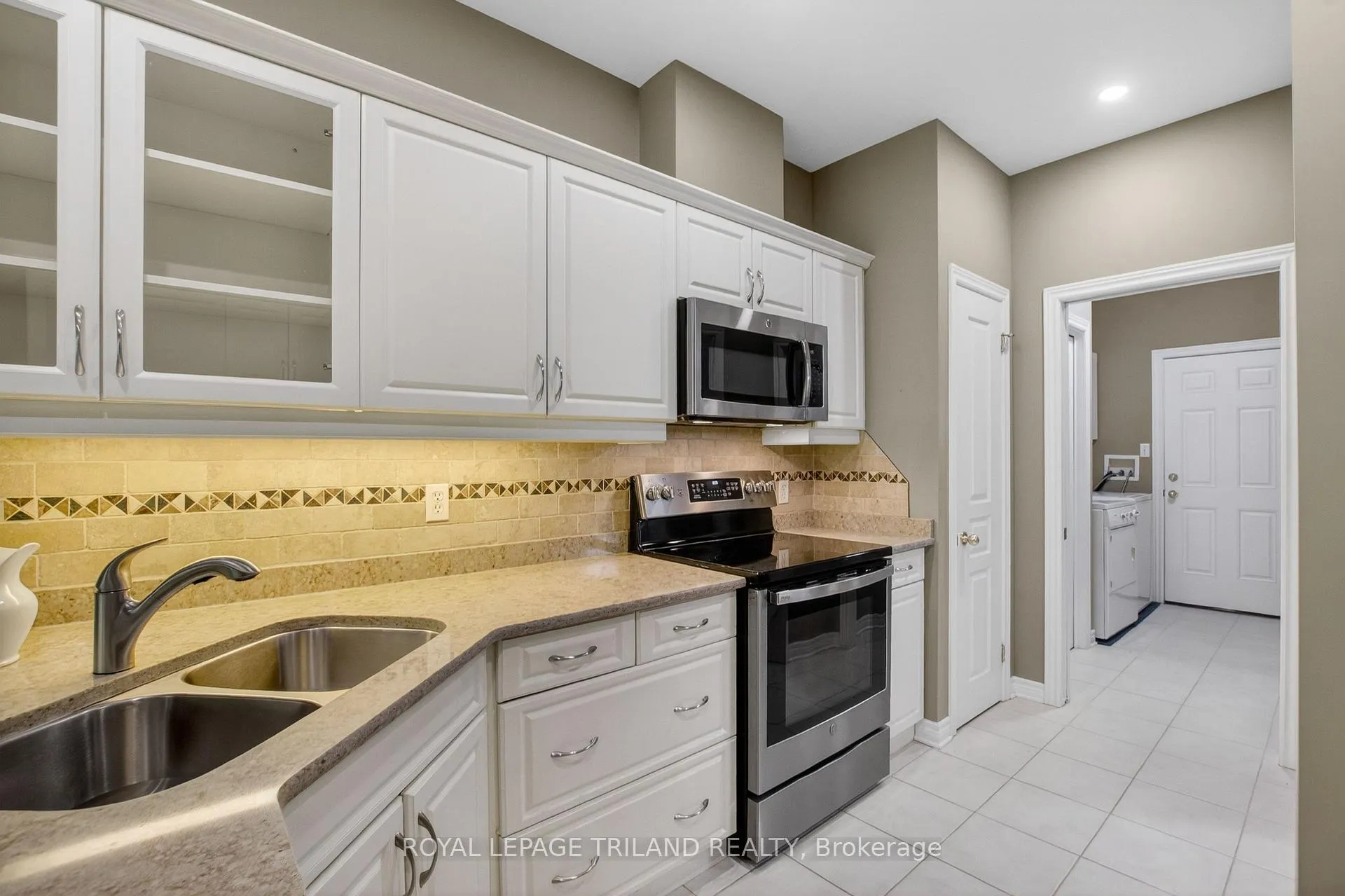 Photo 20 of Unit 14, 140 McGarrell Drive, London, North R — HOMEH