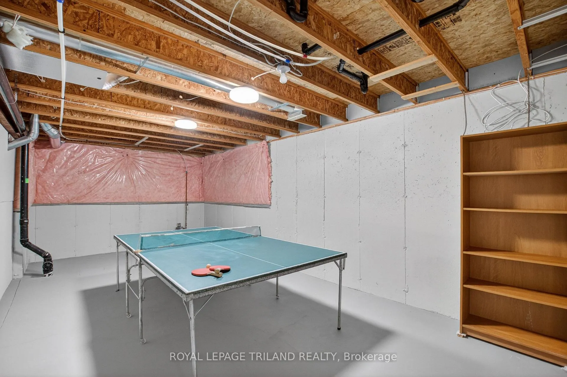 Photo 37 of Unit 14, 140 McGarrell Drive, London, North R — HOMEH