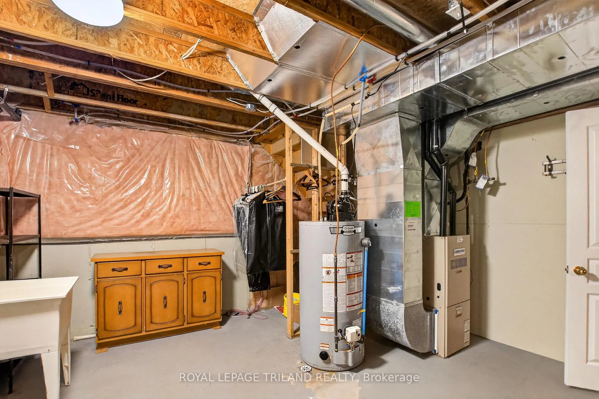 Photo 38 of Unit 14, 140 McGarrell Drive, London, North R — HOMEH