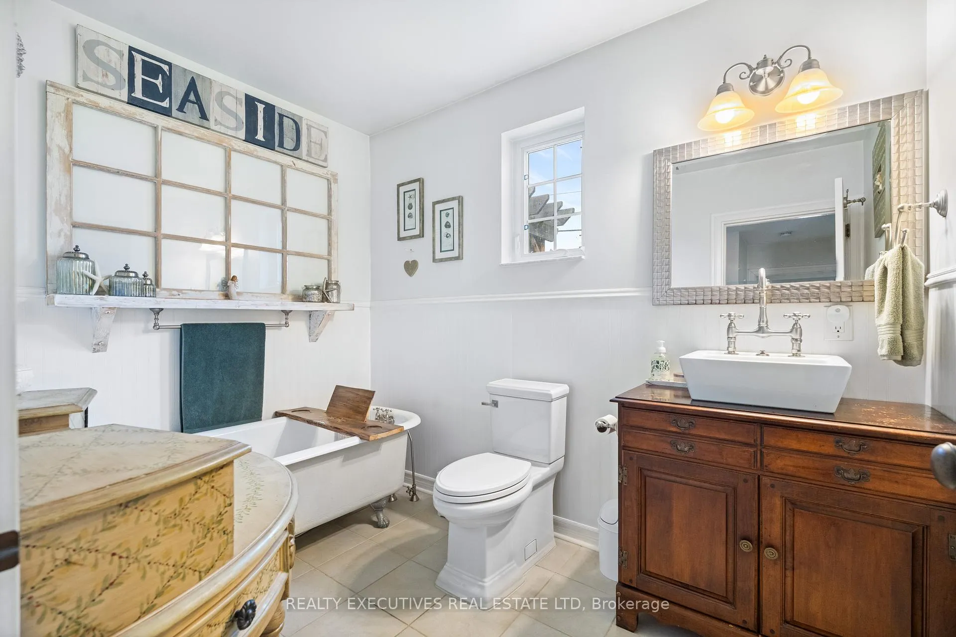 Photo 24 of 13035 Riverside Drive, South Dundas, South Dundas (Williamsburgh) Twp — HOMEH