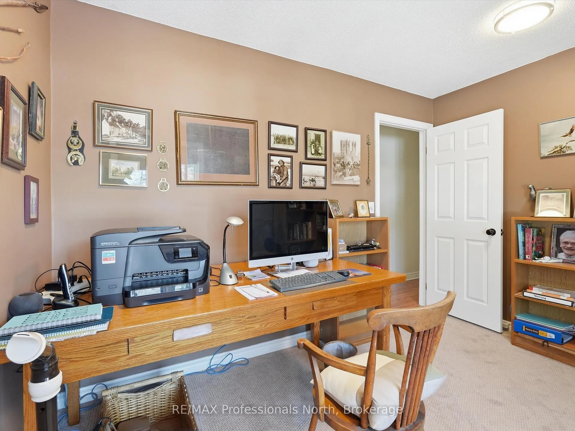 Photo 42 of 31 The Granite Bluff, Bracebridge, Macaulay — HOMEH