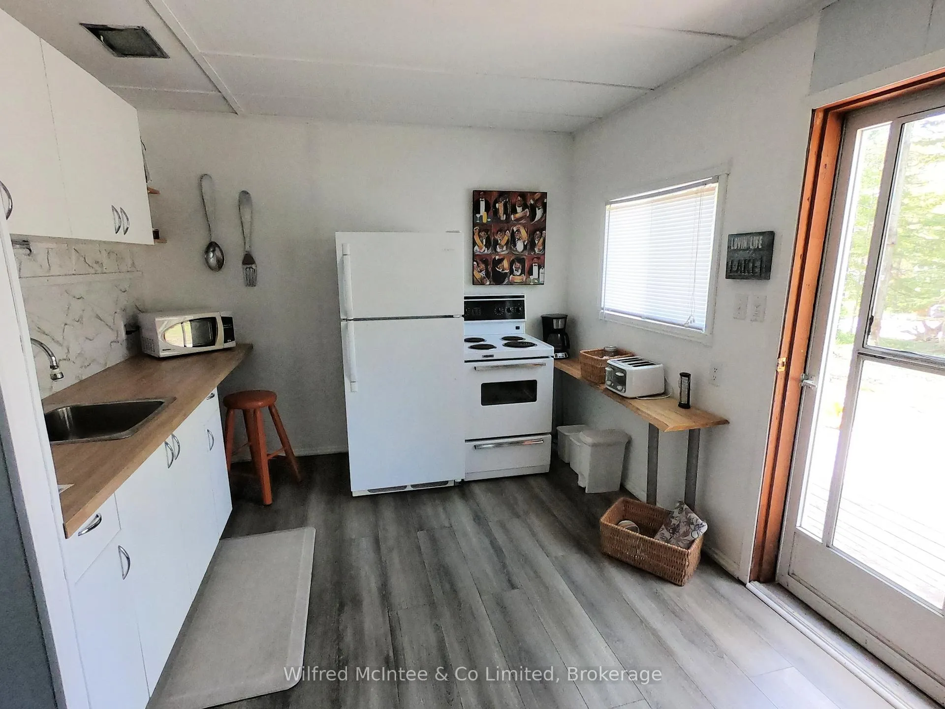 Photo 7 of 210 Thompson Avenue, Native Leased Lands — HOMEH