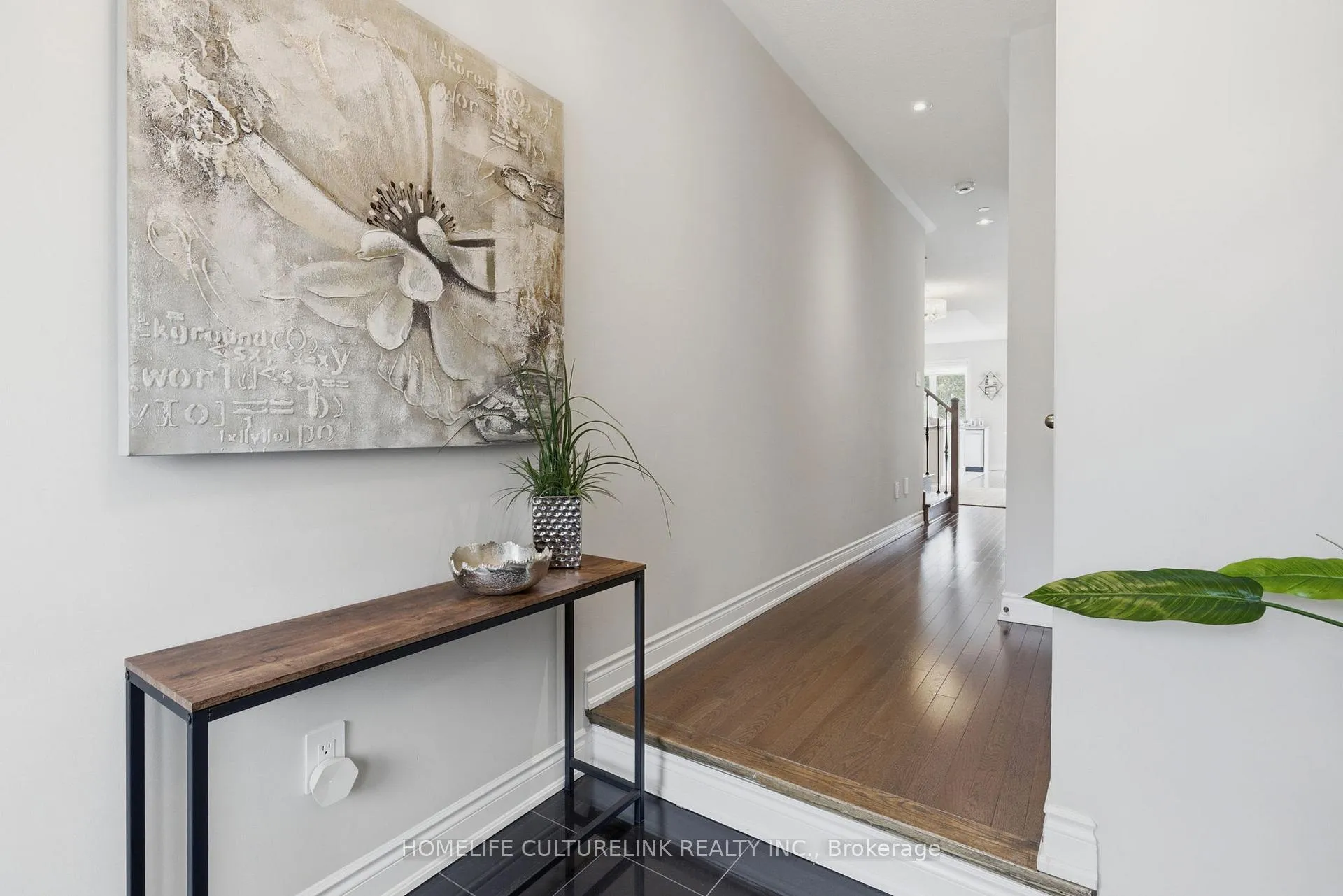 Photo 3 of Unit 126, 1331 Major Mackenzie Drive, Vaughan, Patterson — HOMEH