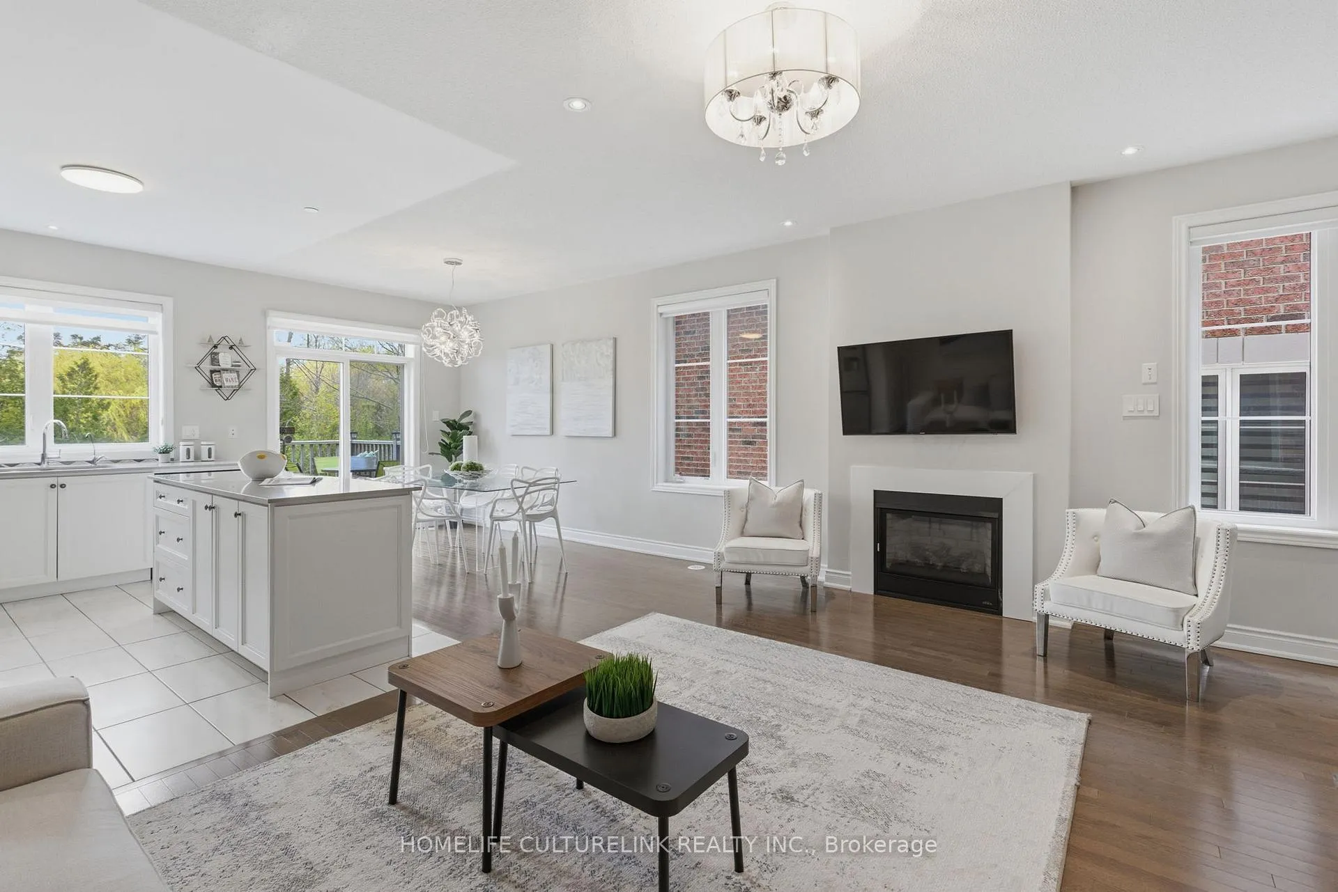 Photo 5 of Unit 126, 1331 Major Mackenzie Drive, Vaughan, Patterson — HOMEH