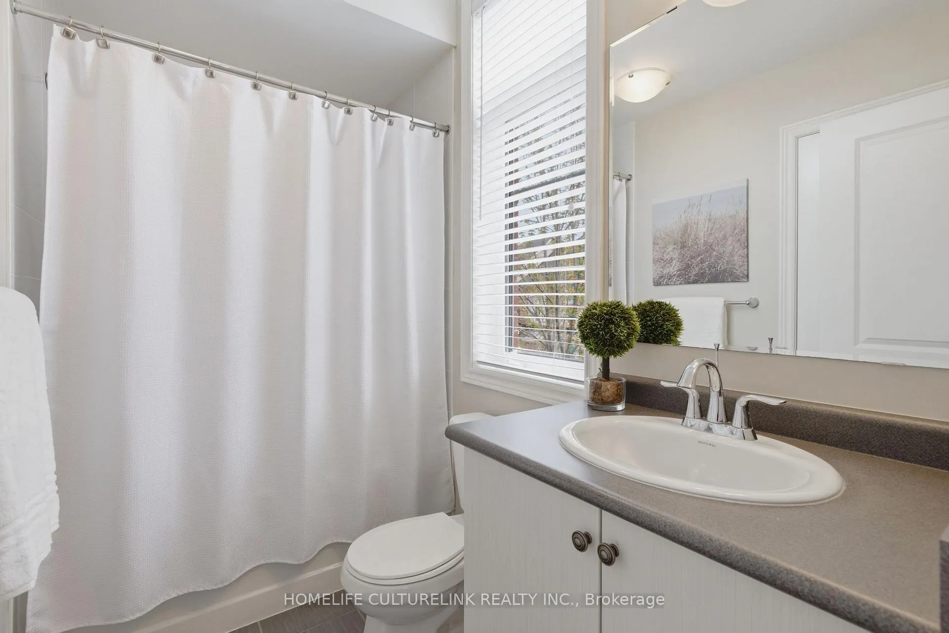 Photo 22 of Unit 126, 1331 Major Mackenzie Drive, Vaughan, Patterson — HOMEH