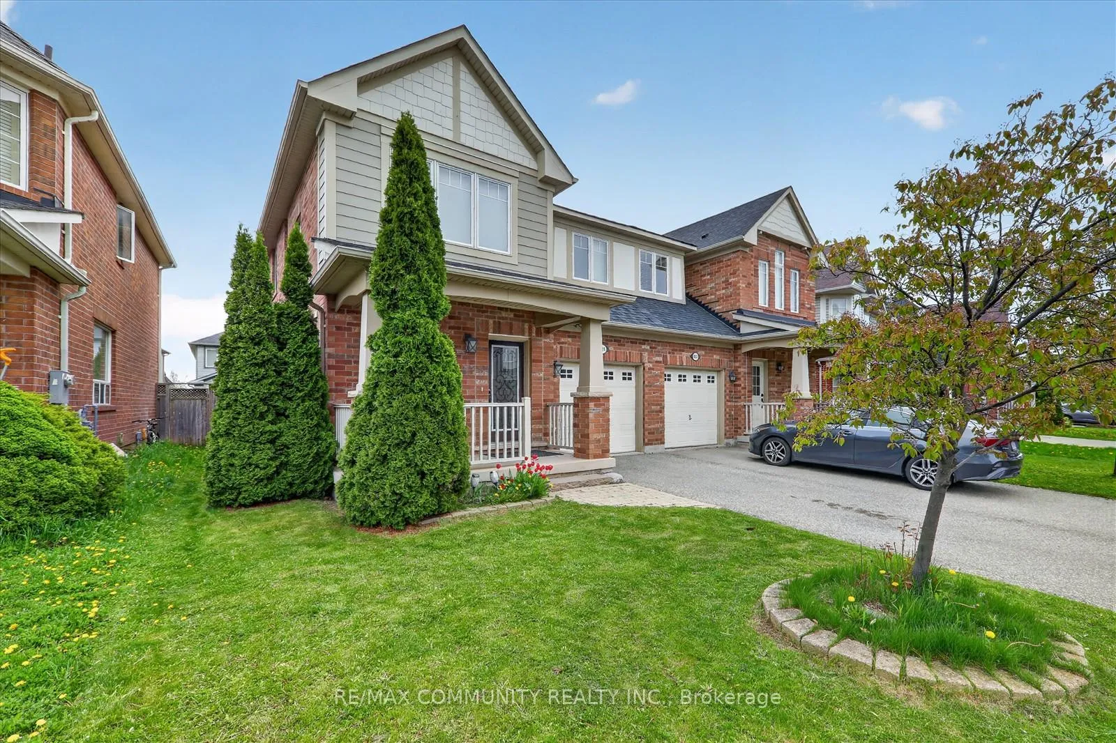 Photo 2 of 924 Zelinsky Crescent, Milton, Coates — HOMEH