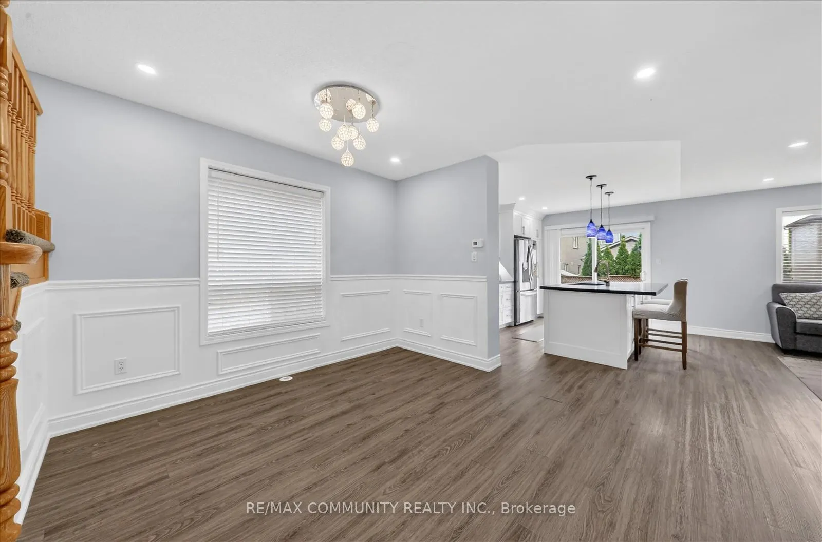 Photo 7 of 924 Zelinsky Crescent, Milton, Coates — HOMEH