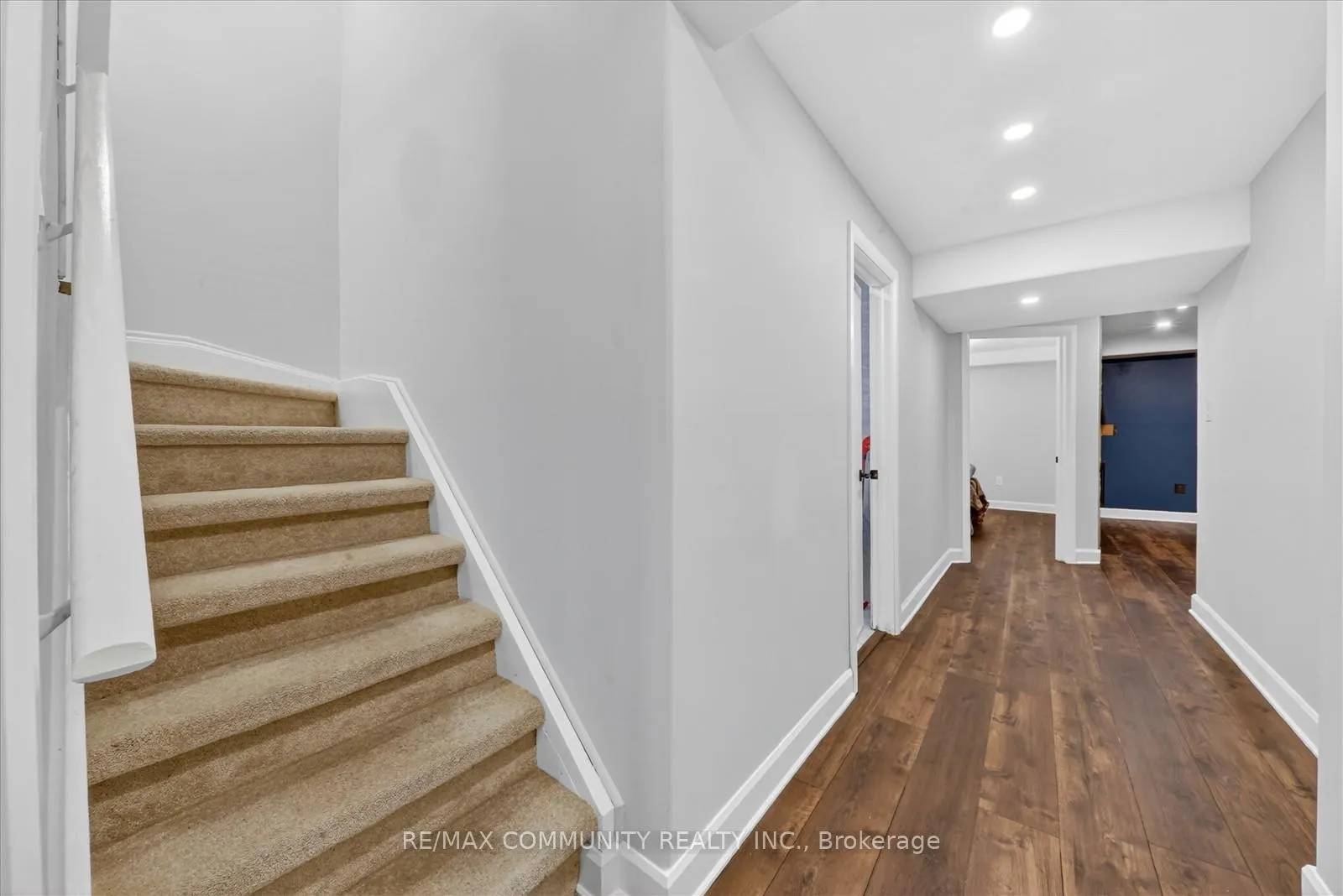 Photo 31 of 924 Zelinsky Crescent, Milton, Coates — HOMEH