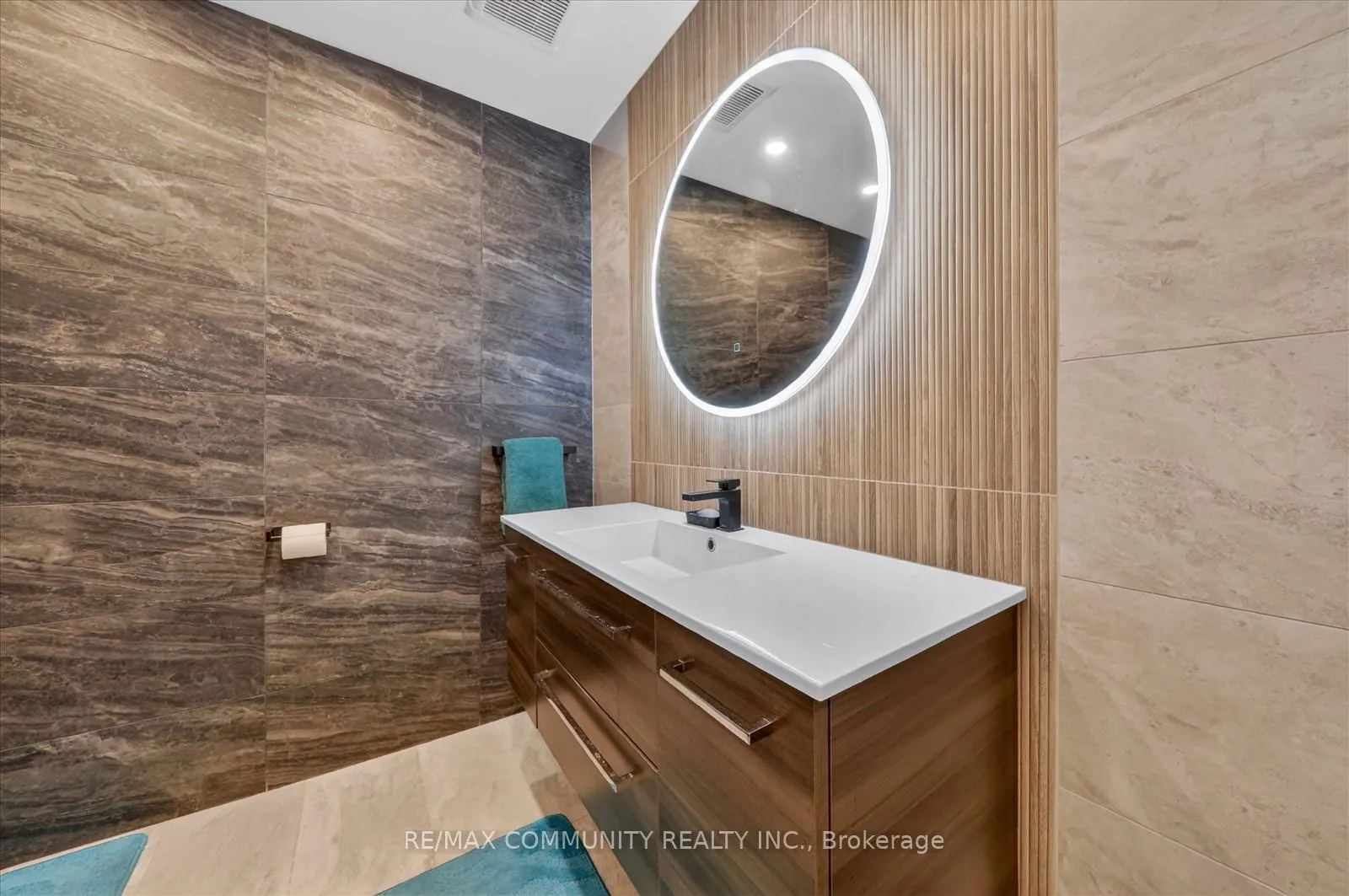 Photo 36 of 924 Zelinsky Crescent, Milton, Coates — HOMEH
