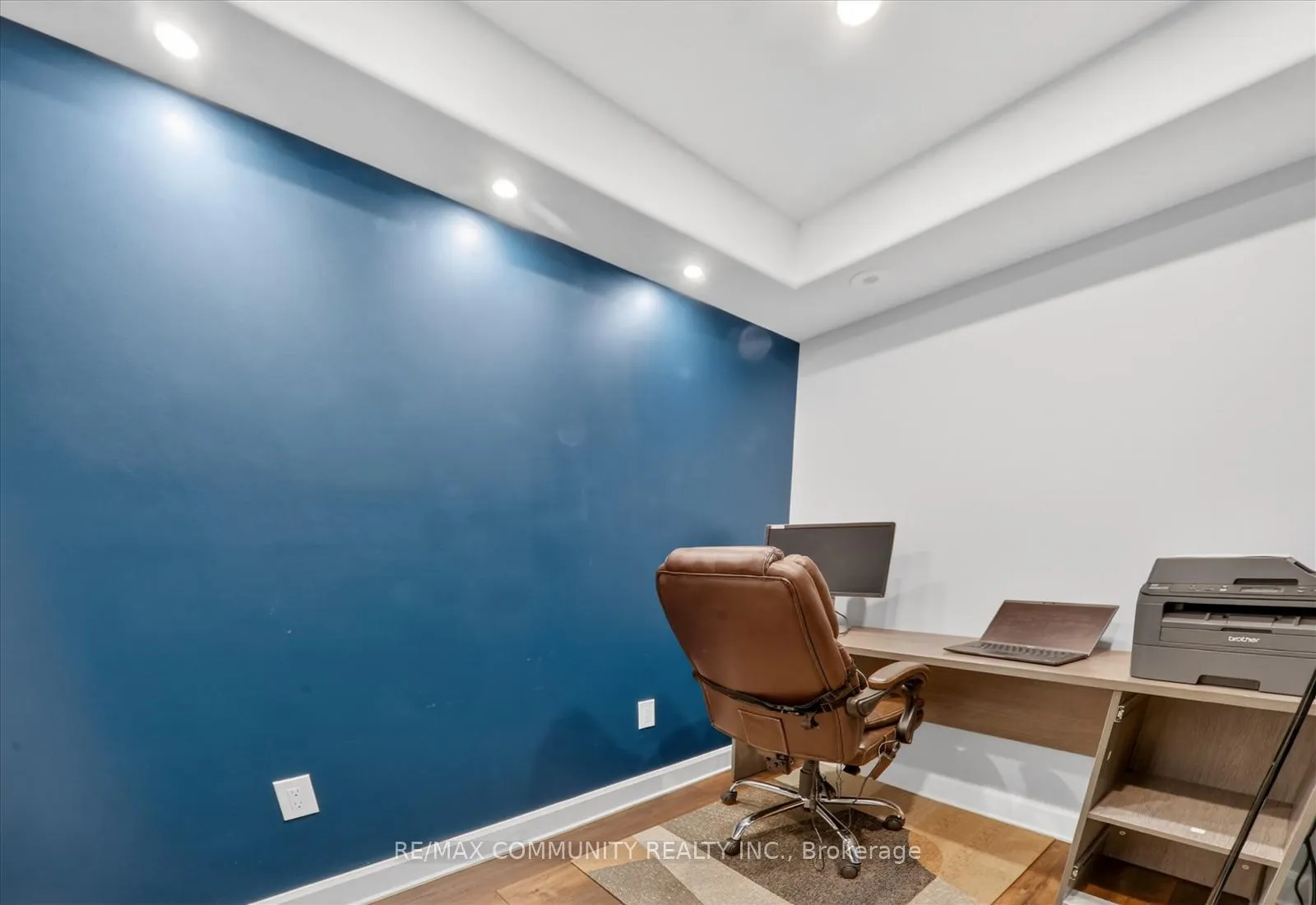 Photo 38 of 924 Zelinsky Crescent, Milton, Coates — HOMEH