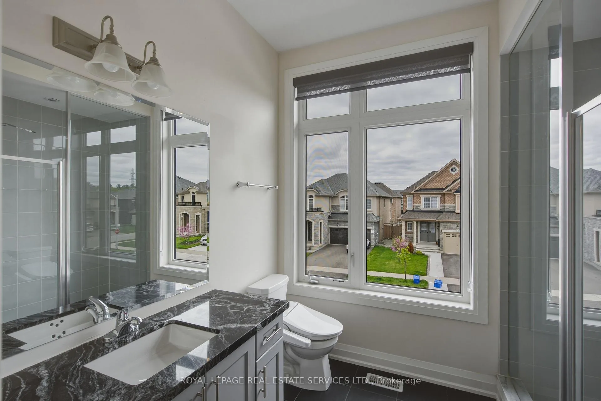 Photo 30 of 197 Whittington Drive, Hamilton, Meadowlands — HOMEH