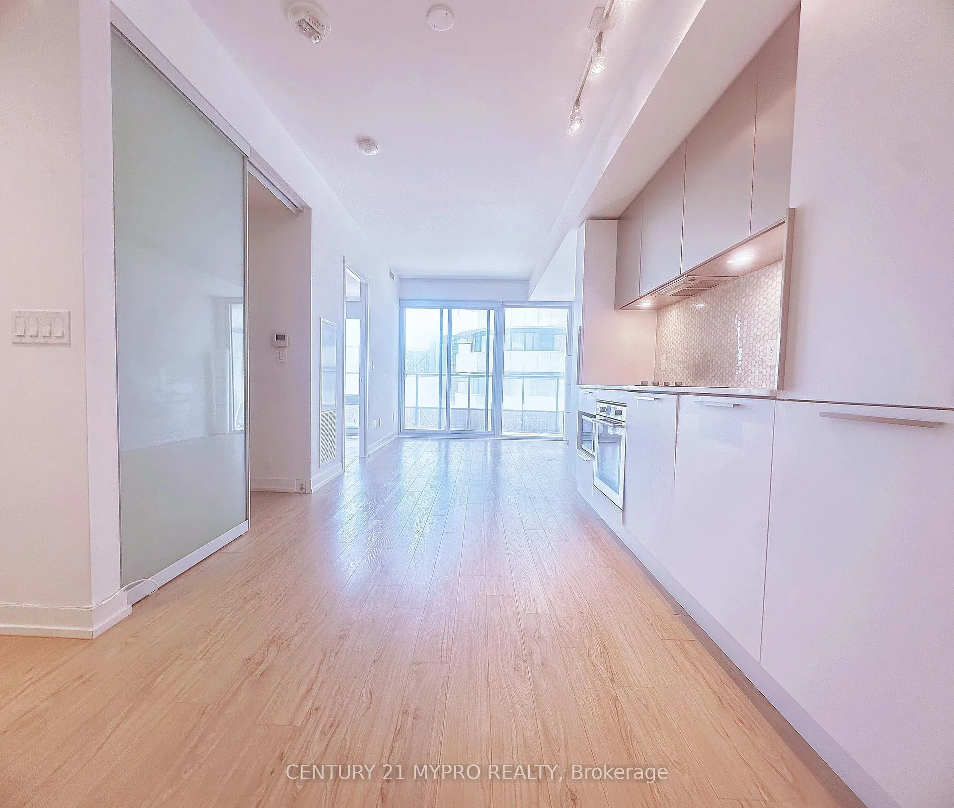 Photo 4 of Unit 1501, 85 Wood Street, Toronto, Church-Yonge Corridor — HOMEH