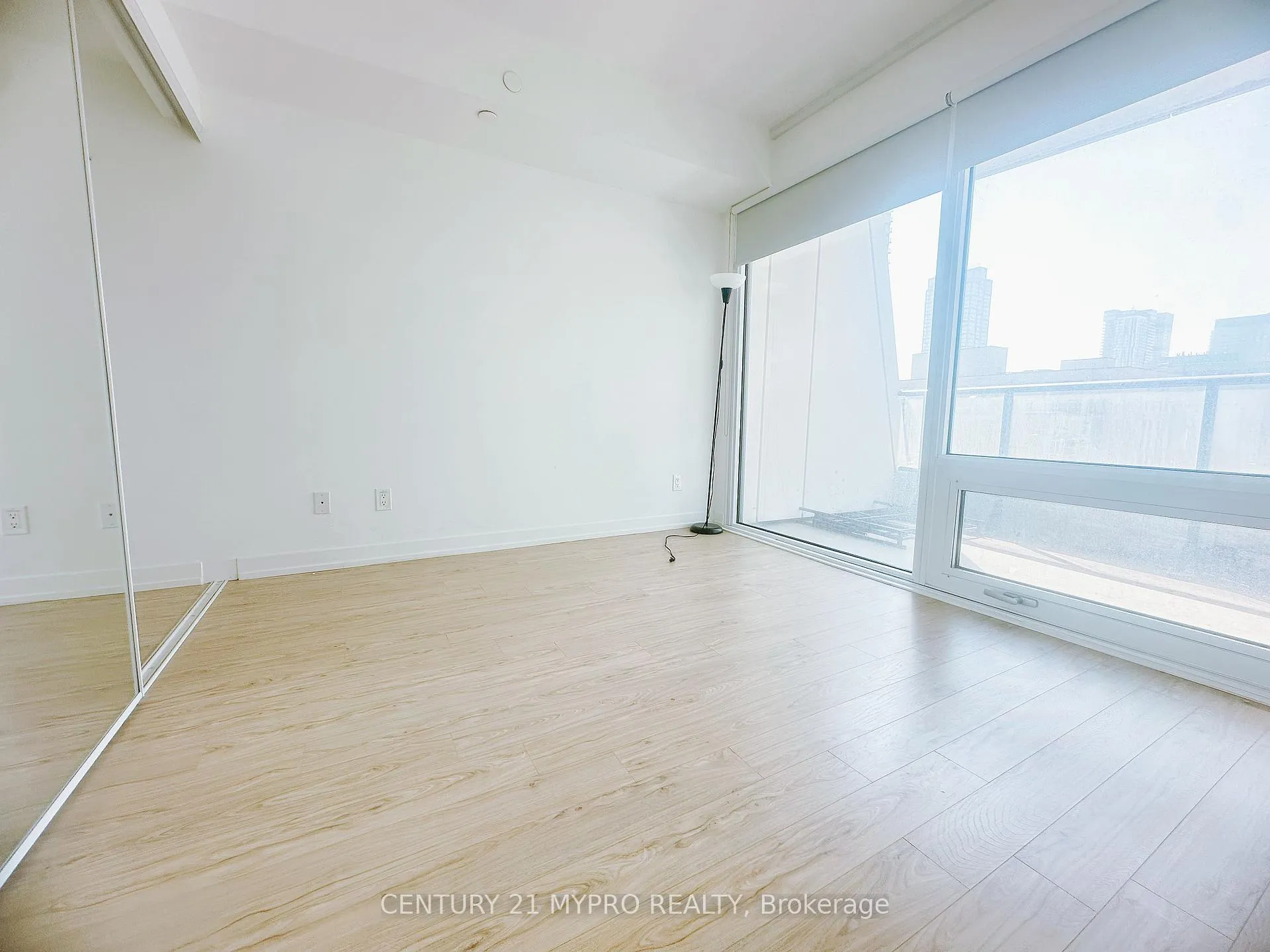 Photo 11 of Unit 1501, 85 Wood Street, Toronto, Church-Yonge Corridor — HOMEH