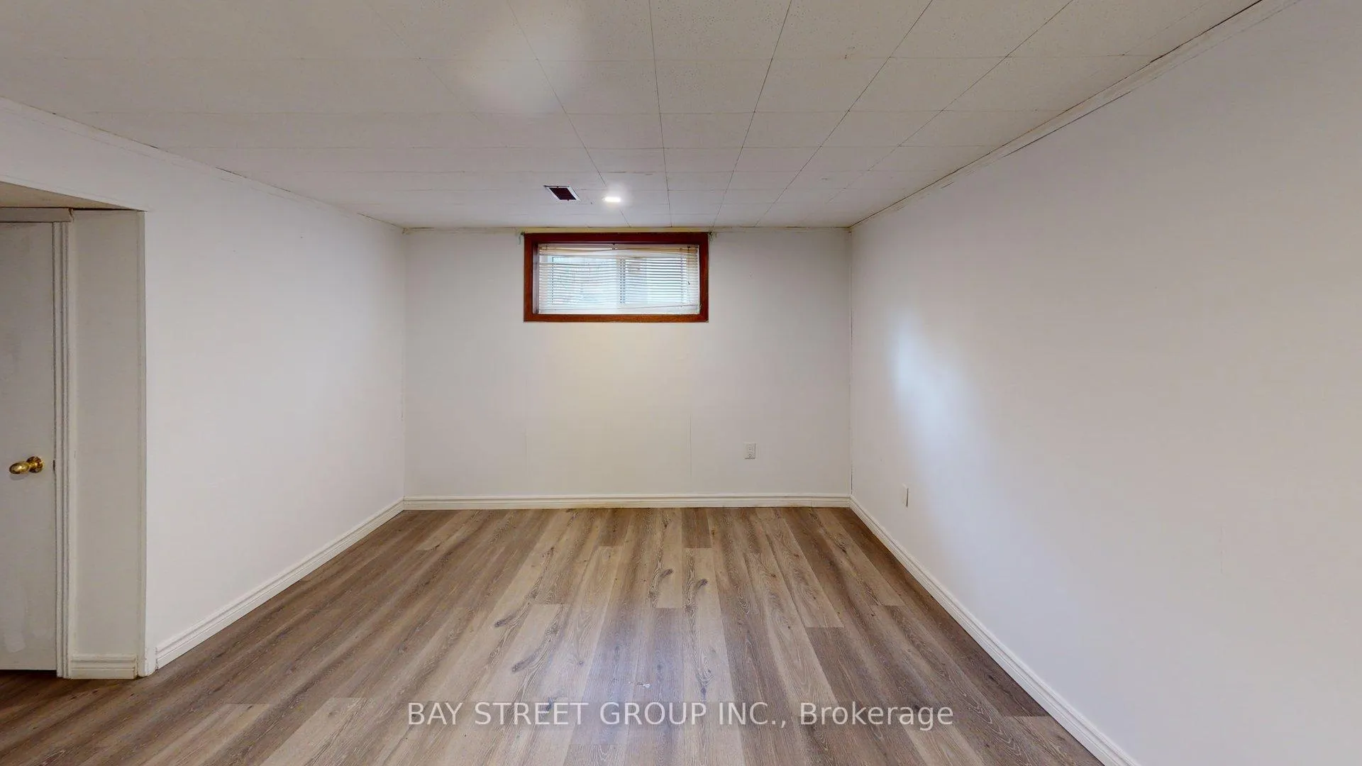 Photo 4 of Unit Bsmt, 106 Wye Valley Road, Scarborough, Dorset Park — HOMEH